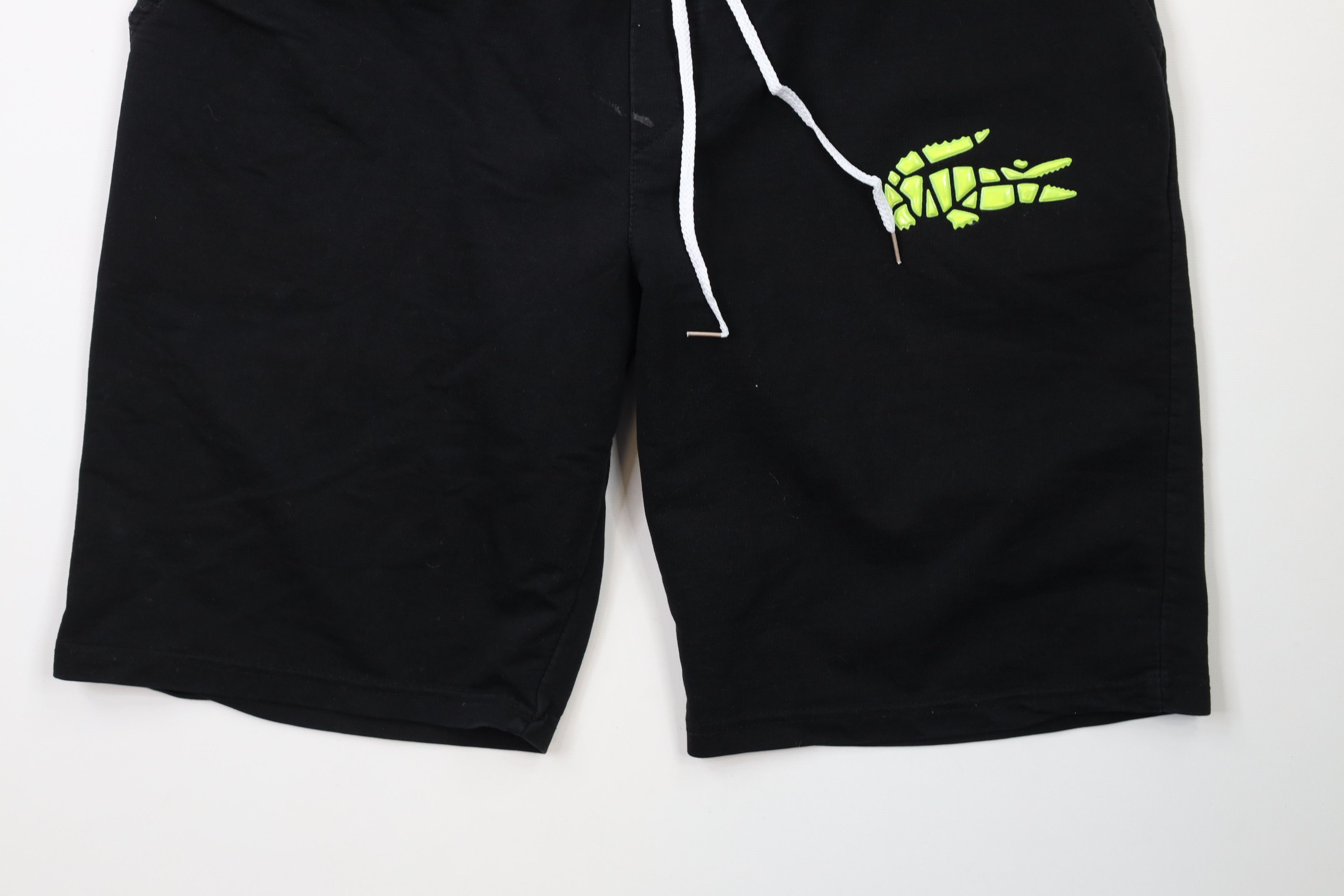 Lacoste × Vintage Vintage Lacoste Spell Out Big Croc Logo Above Knee Shorts Size US 32 / EU 48 - 4 Thumbnail