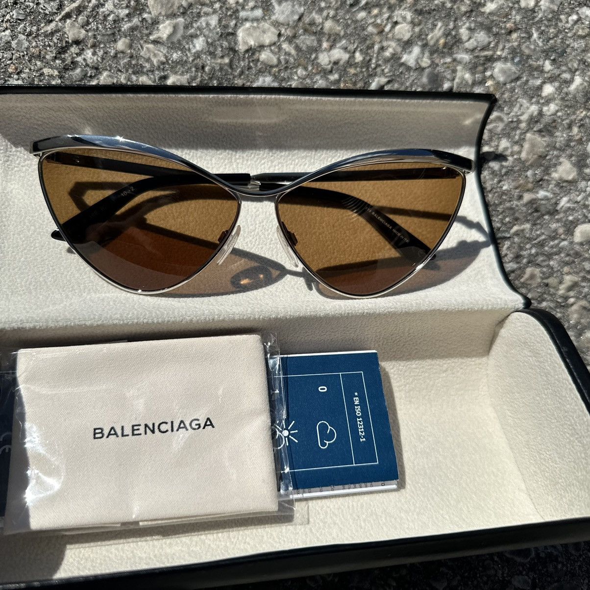 Balenciaga Balenciaga Cat Eye Sunglasses Size ONE SIZE - 7 Thumbnail
