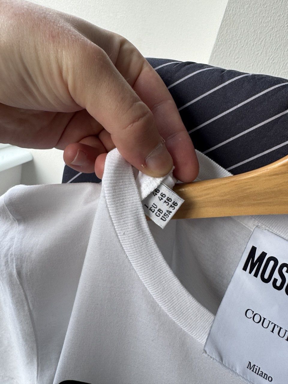 Moschino Moschino couture t shirt Size US S / EU 44-46 / 1 - 4 Thumbnail