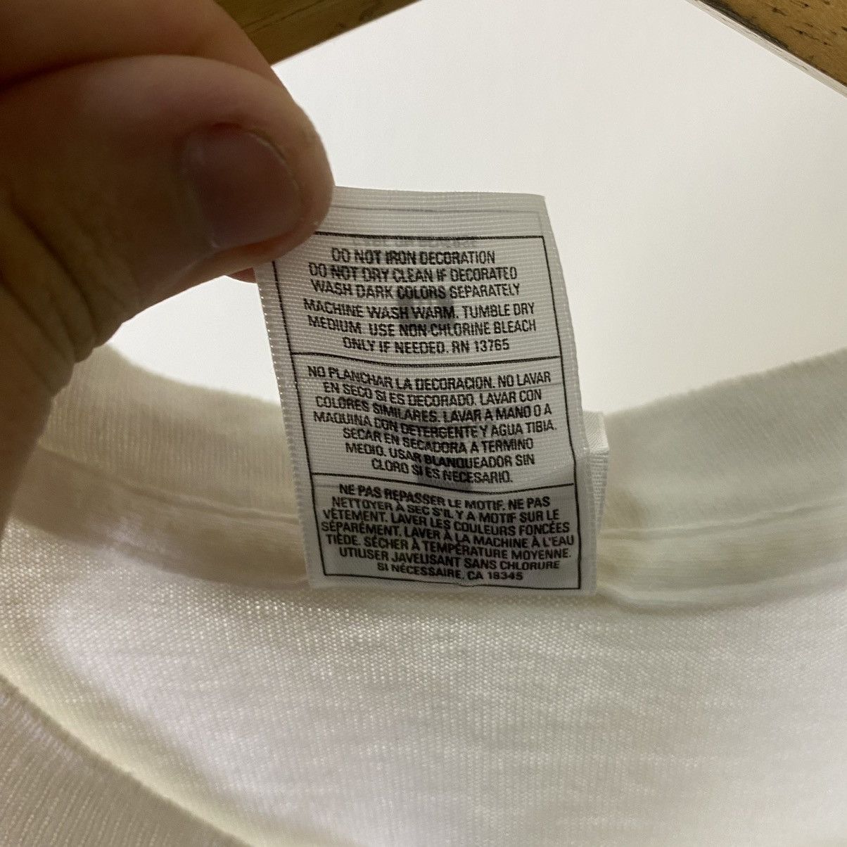 Vintage Vintage 1990s Fruit Of The Loom Taking Afternoon Tea Tee Size US M / EU 48-50 / 2 - 5 Thumbnail