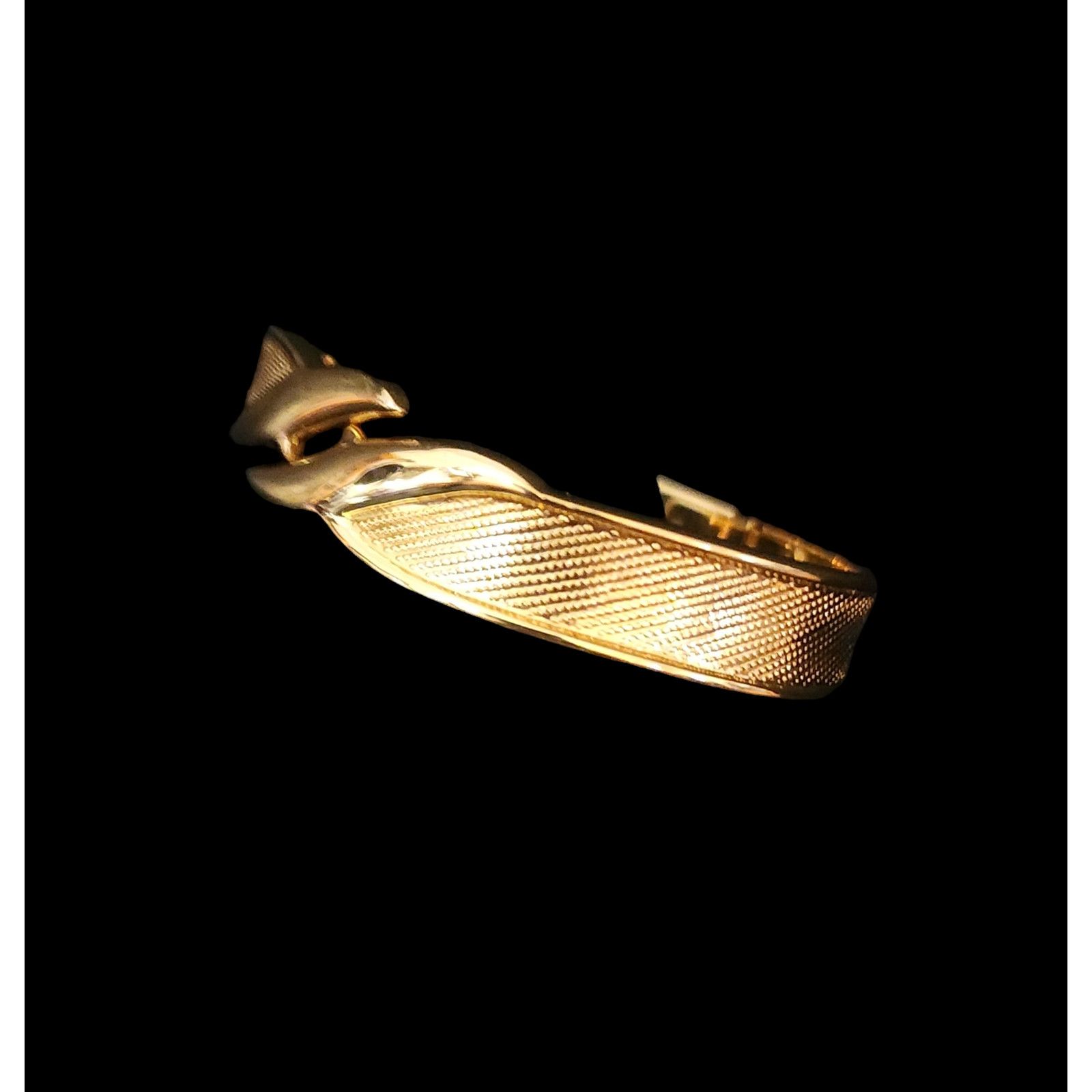 Monet Vintage Monet hinged cuff gold tone bracelet. Size ONE SIZE - 4 Thumbnail
