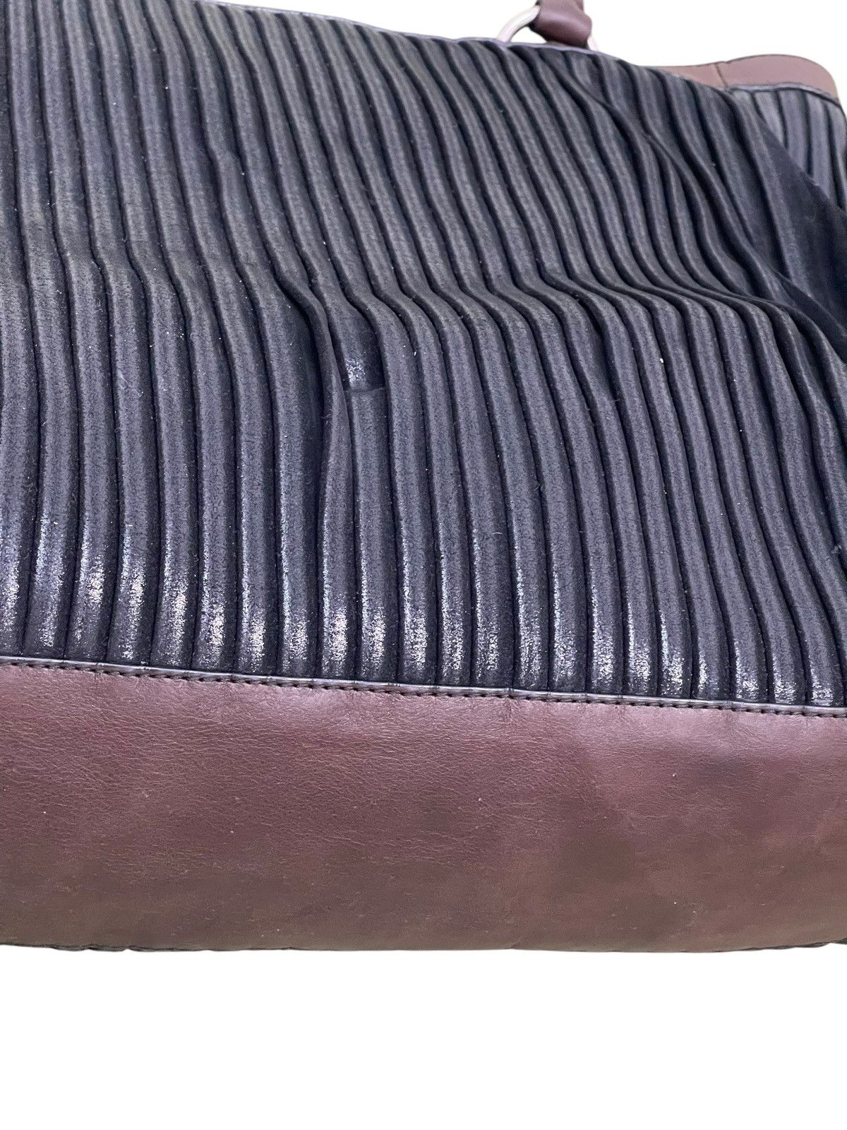 Genuine Leather Full Leather Gambini Italy Pleated Tote Shoulder Bag 1🟩5 Size ONE SIZE - 16 Thumbnail