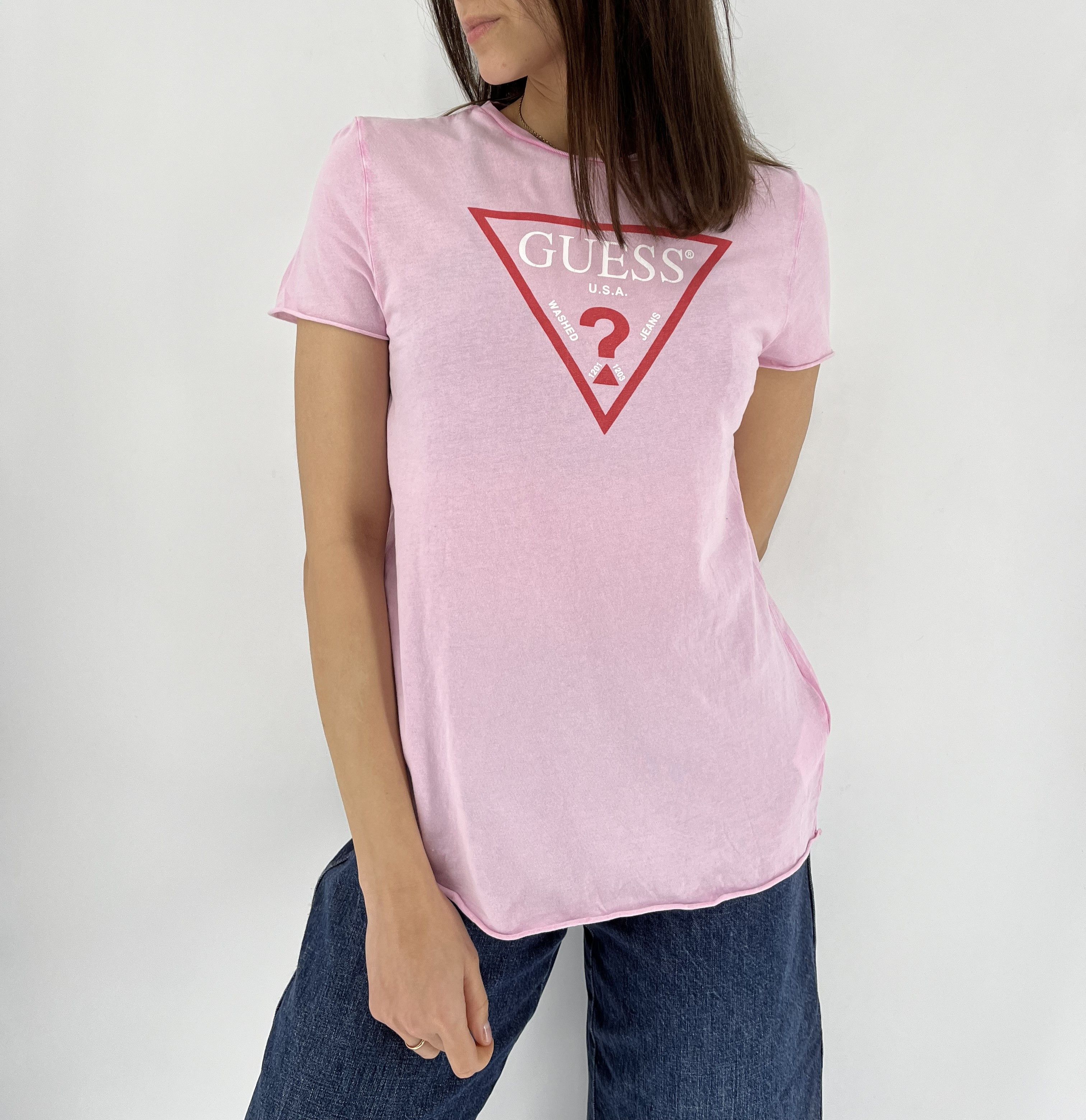 Guess × Vintage Guess Short Sleeve Tshirt Big Logo Spellout Jumpe Size M / US 6-8 / IT 42-44 - 1 Thumbnail