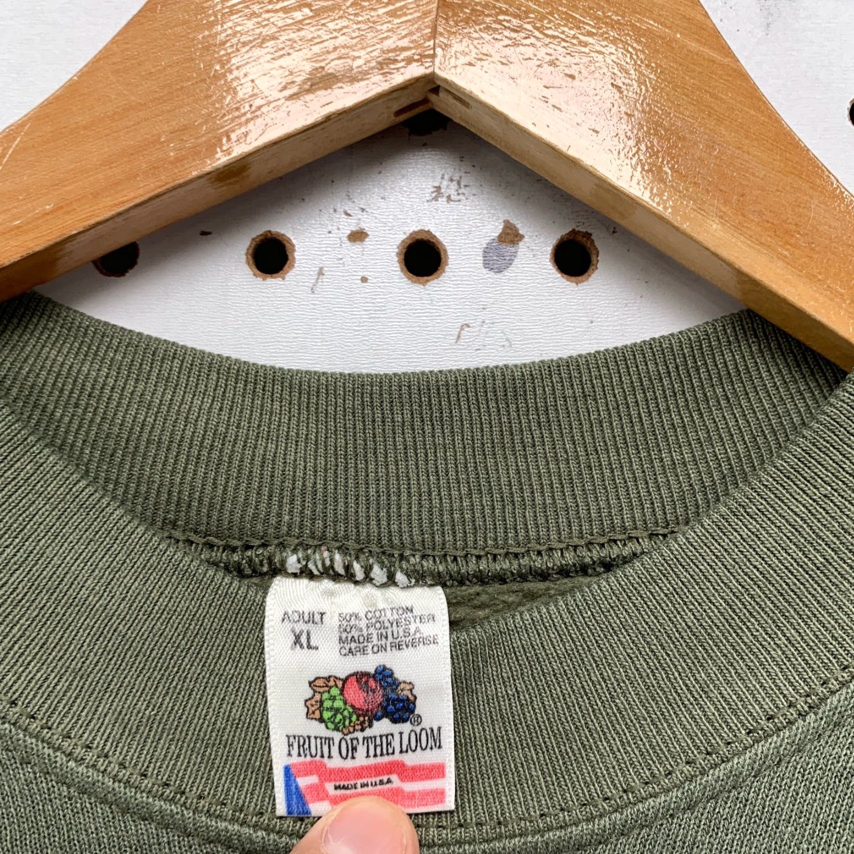 Fruit Of The Loom VINTAGE Michigan Sweatshirt Mens XL Olive Green Fleece Outdoor 90s USA Nike Shirt Size US XL / EU 56 / 4 - 4 Thumbnail