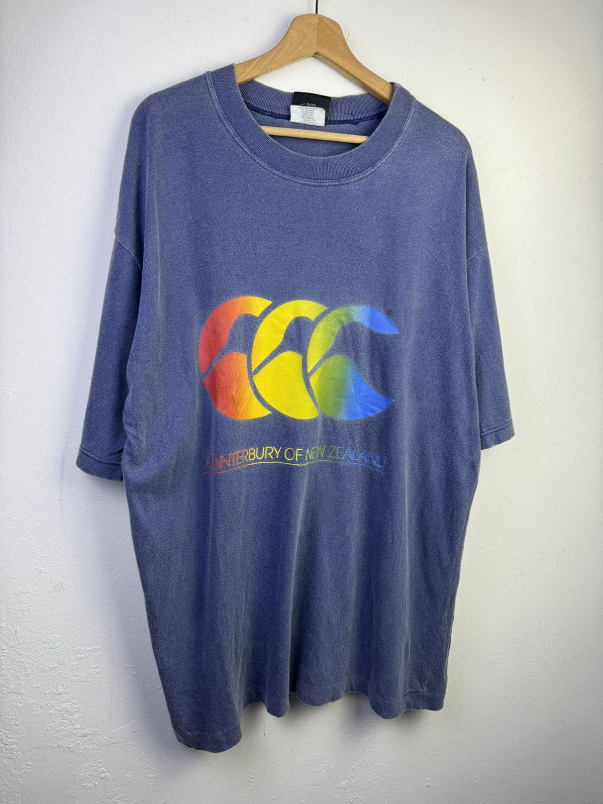 vintage 90s Canterbury of New Zealand rainbow logo t-shirt