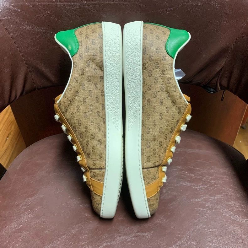 Gucci Gucci Mickey Mouse LowTop Sneakers in Beige-2505 Size US 7.5 / IT 37.5 - 5 Thumbnail
