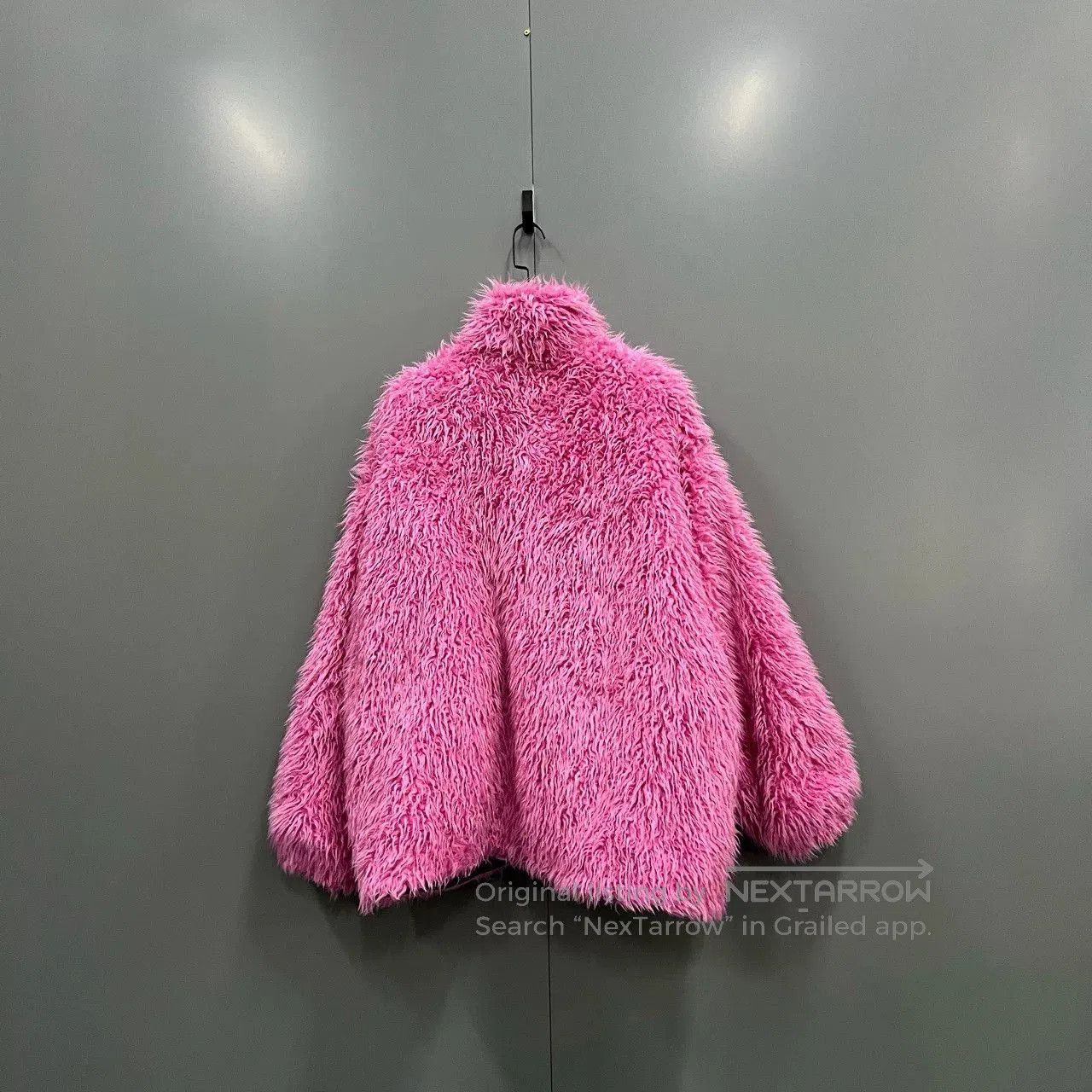 Balenciaga pink teddy bear faux fur coat. Size XS / US 0-2 / IT 36-38 - 2 Thumbnail