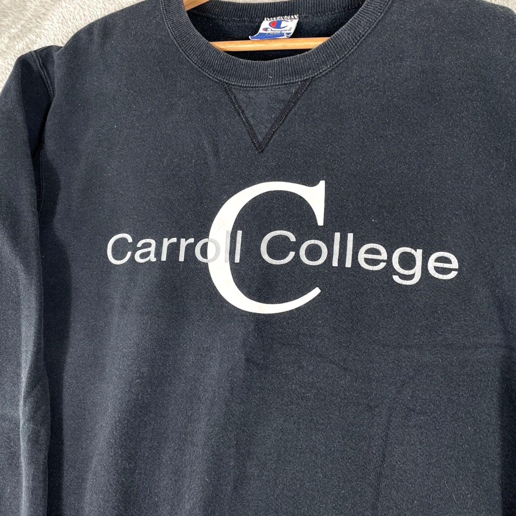 Champion VINTAGE Champion Shirt L Carroll College Sweatshirt Adult Crewneck Navy USA Size L / US 10 / IT 46 - 3 Thumbnail