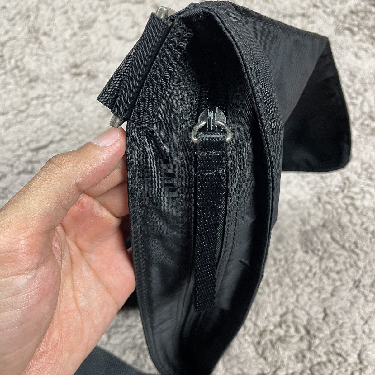Prada × Vintage Vintage Prada Nylon Bag Size ONE SIZE - 9 Thumbnail