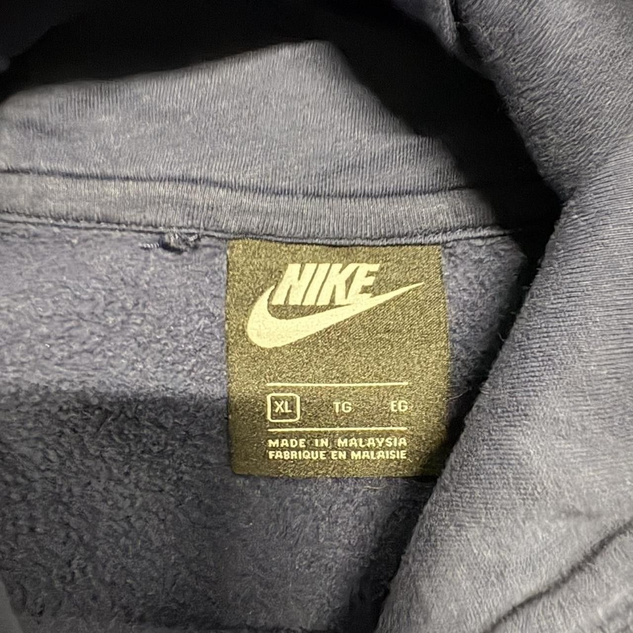 Vintage Crazy Vintage Y2K/2000s Nike Navy Blue Embroidered Logo Hoodie! Size US XL / EU 56 / 4 - 4 Thumbnail