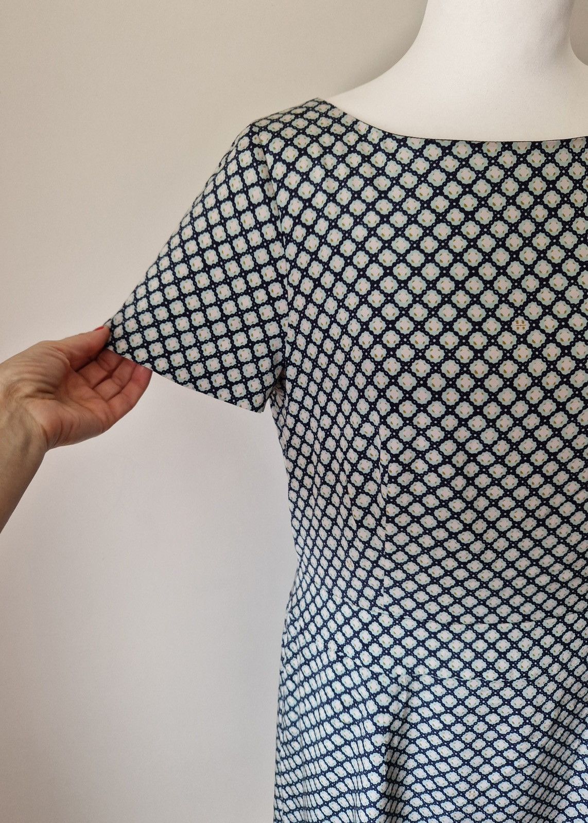 Tory Burch Tory Burch silk mid-length dress size 10/12 Size L / US 10 / IT 46 - 9 Thumbnail