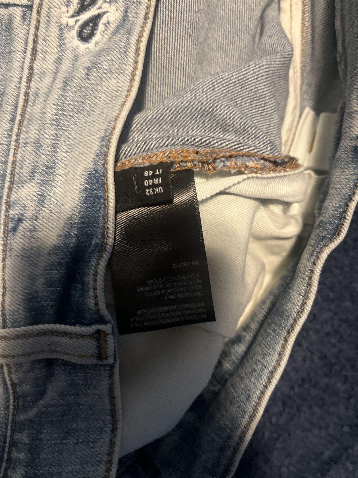 Amiri Amiri Embroidery Broken J (DM me to negotiate) Size US 32 / EU 48 - 10 Thumbnail