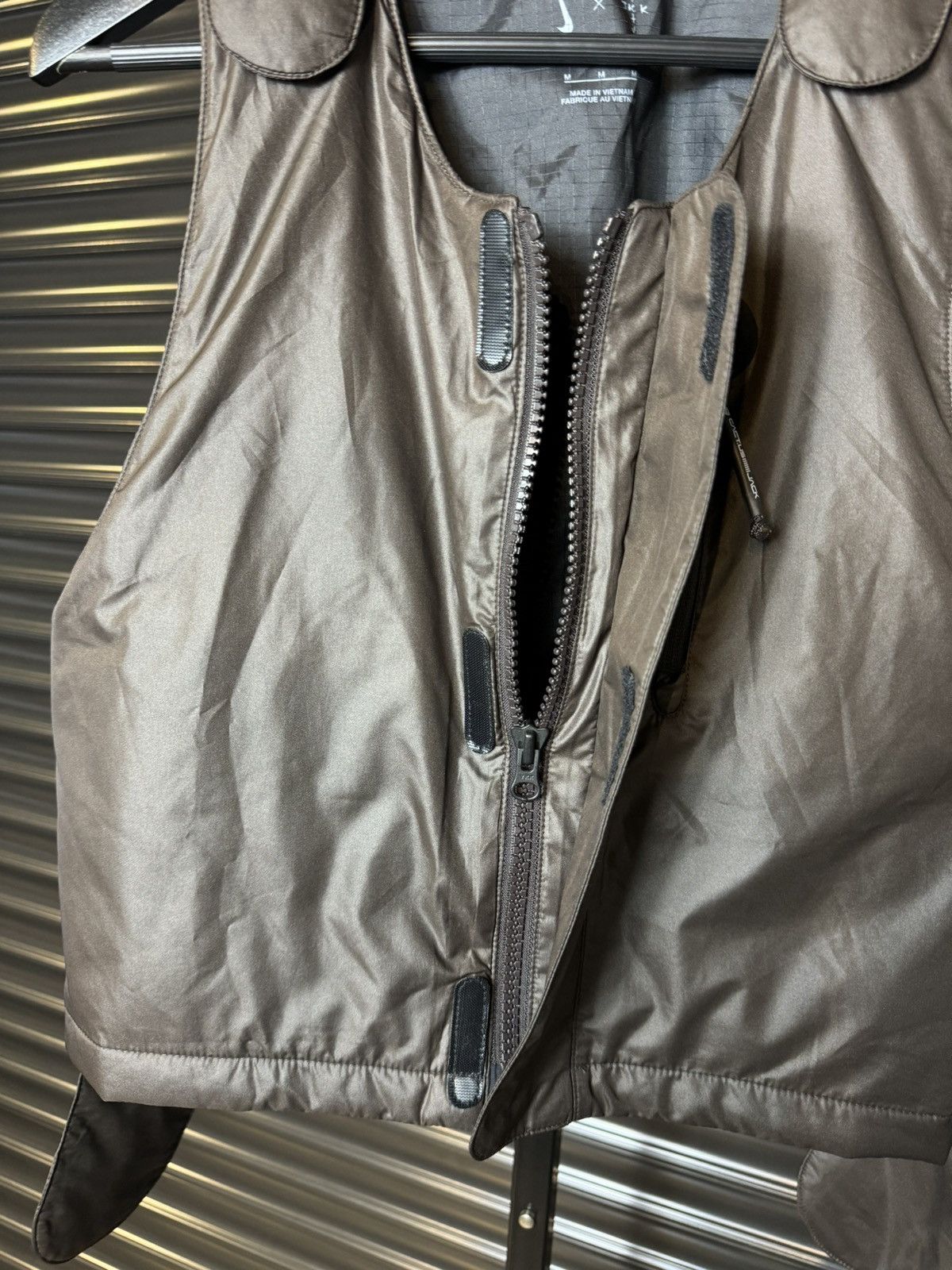 Nike × Travis Scott Cactus Jack x Nike Travis Scott Cropped Vest - Medium Size US M / EU 48-50 / 2 - 6 Thumbnail