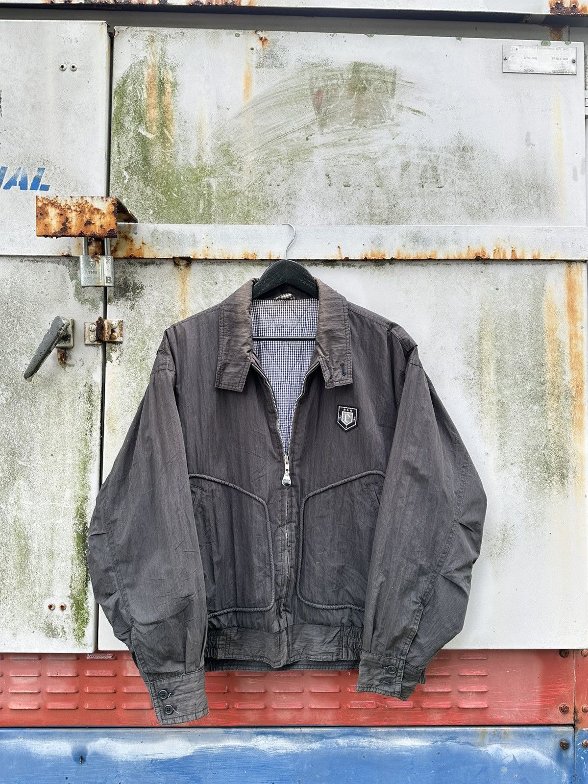 Vintage 👹THRASHED Faded Joslyn Art Museum Bomber Jacket Size US M / EU 48-50 / 2 - 2 Thumbnail