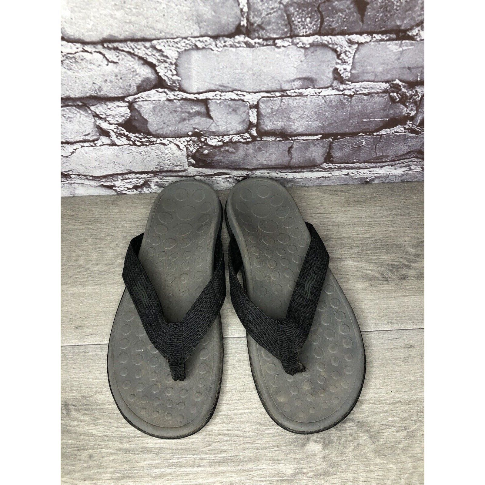 Other VIONIC Wave Black Toe Post Flip Flop Sandals Unisex Men Sz 8 Size US 8 / EU 41 - 17 Thumbnail