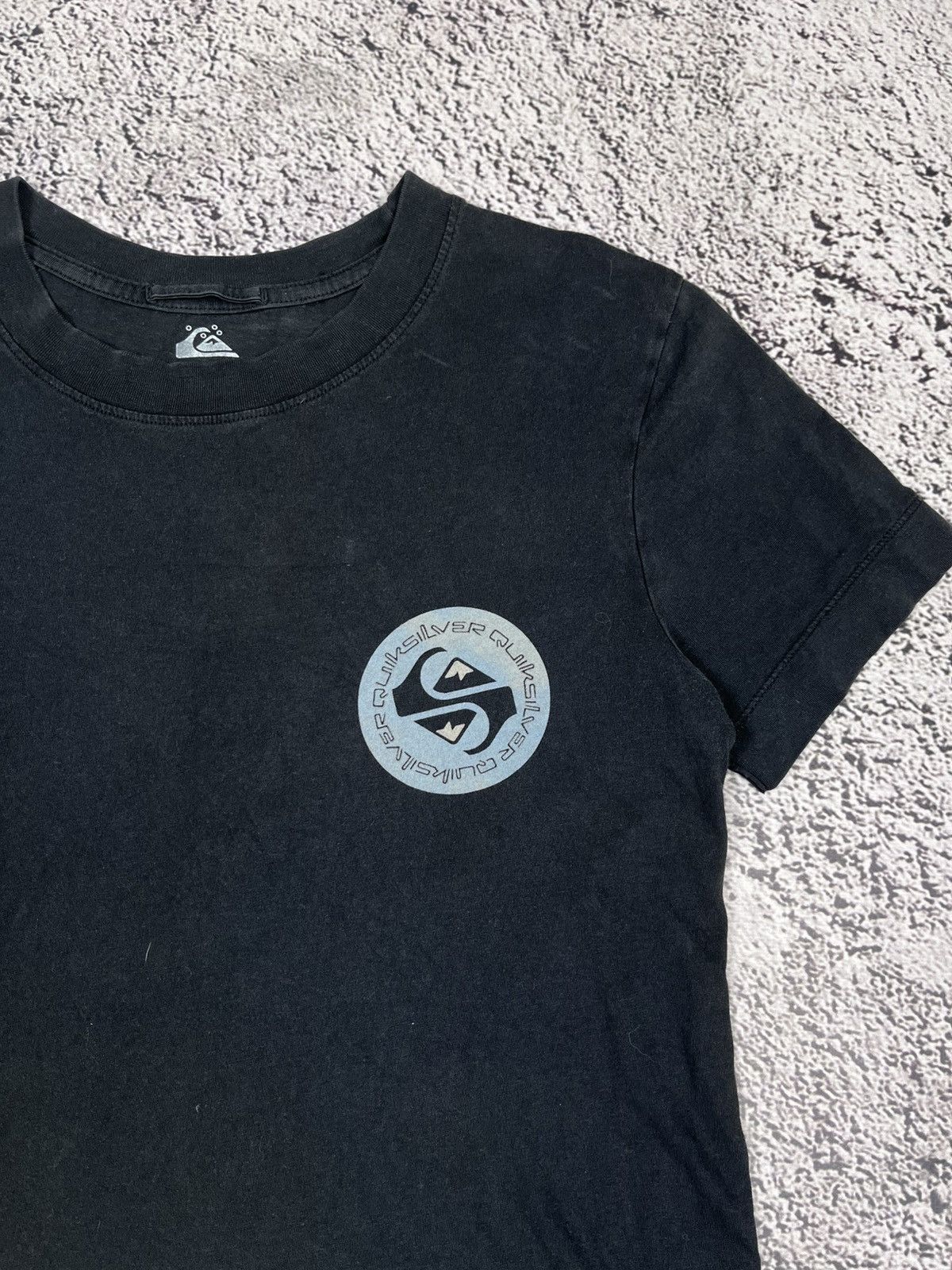 Quiksilver Vintage Y2K Quiksilver Logo faded surf t shirt streetwear S Size S / US 4 / IT 40 - 2 Thumbnail