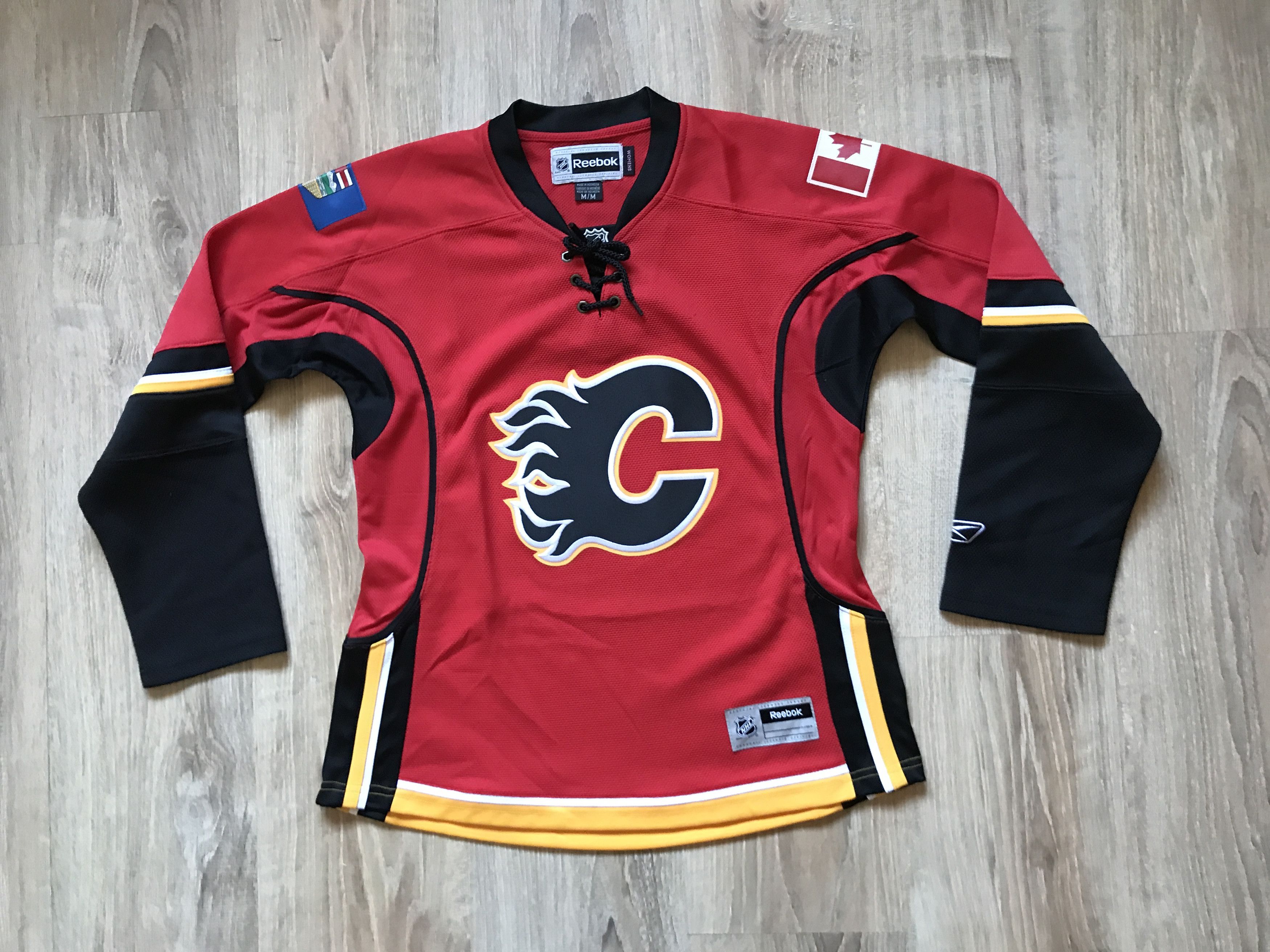 NHL × Reebok × Vintage Vintage Reebok Calgary Flames Womens Hockey Jersey Size M / US 6-8 / IT 42-44 - 9 Thumbnail