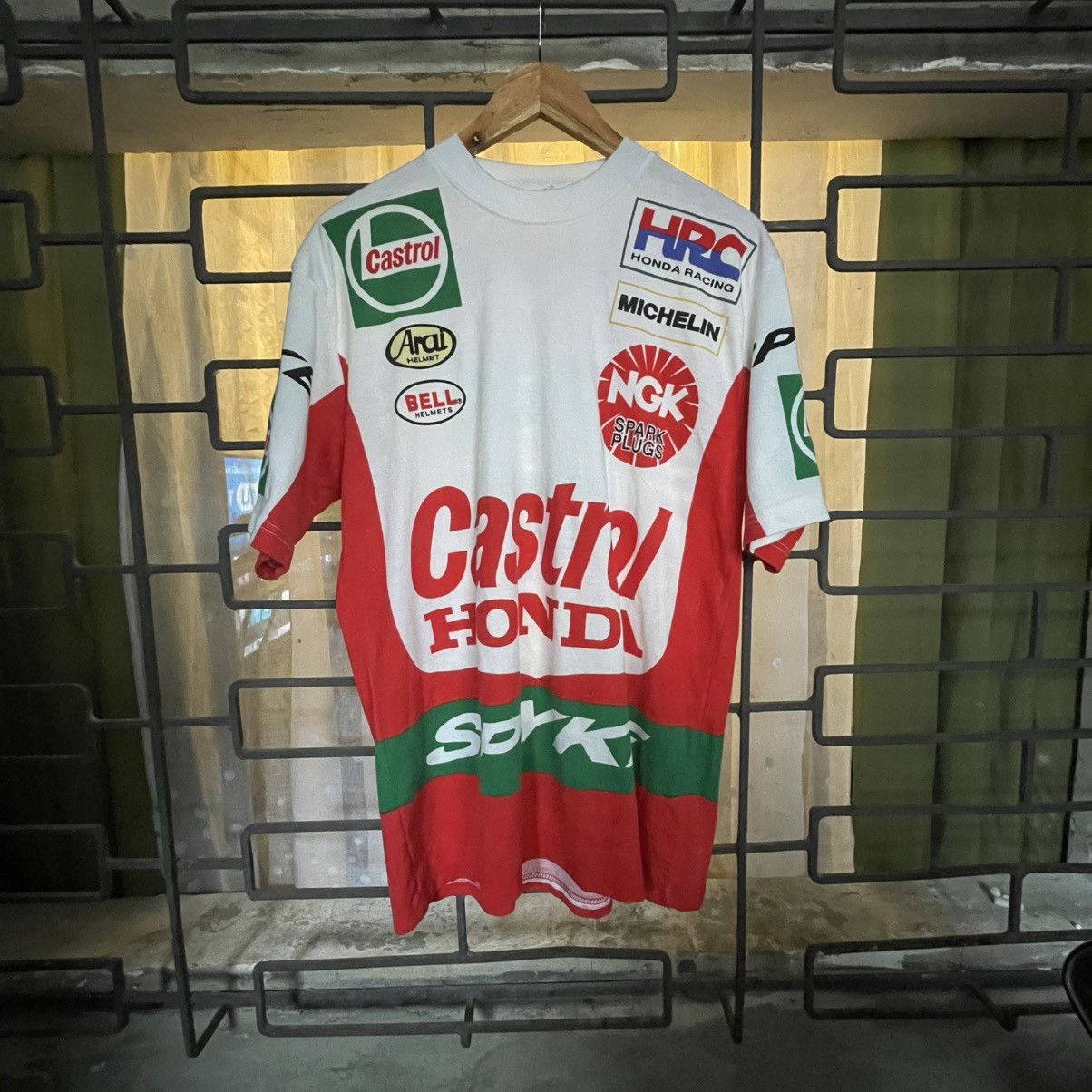 Vintage Castrol racing vintage Size US XL / EU 56 / 4 - 1 Thumbnail