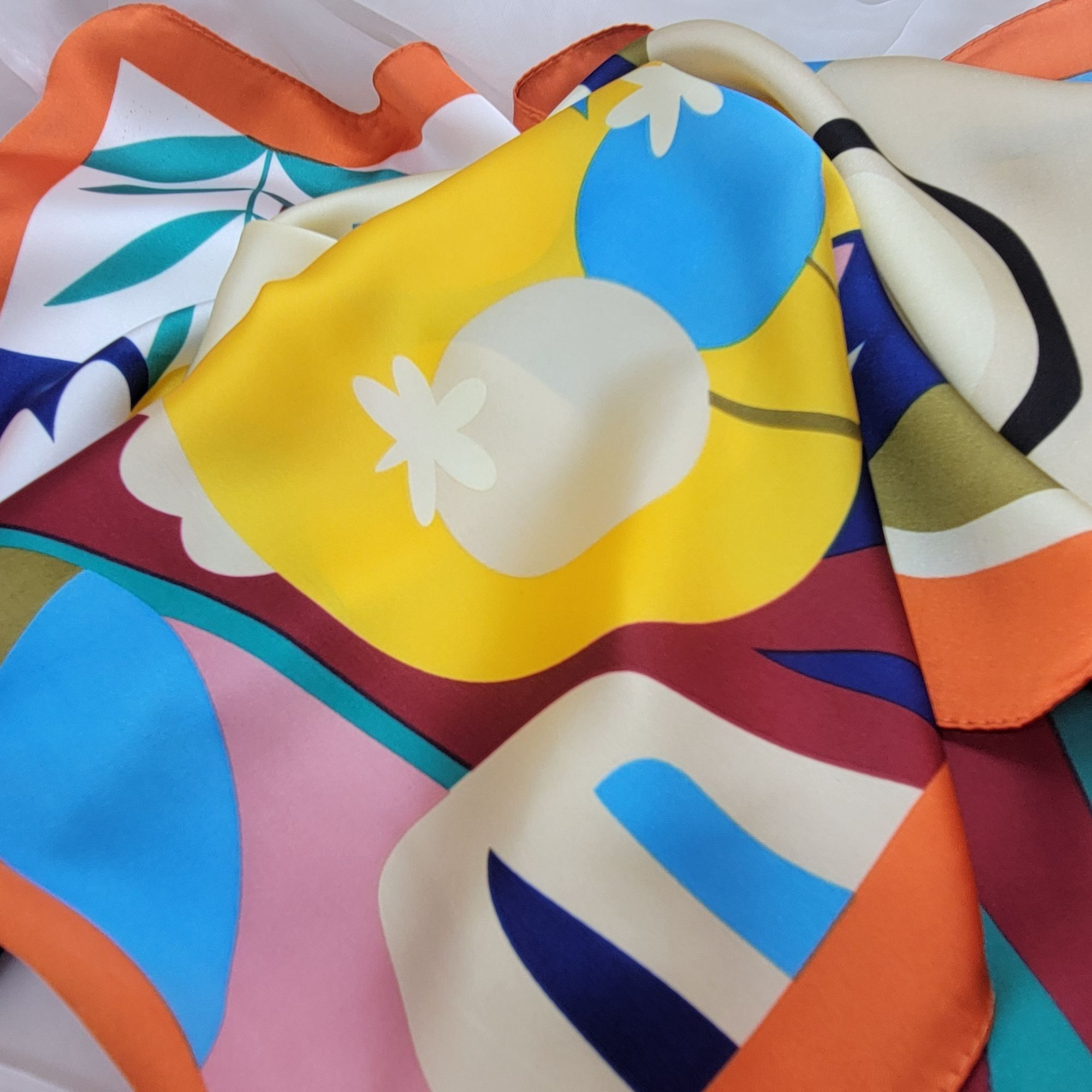 Other ✨Elegant Bandana Square Silky Scarf MULTICOLOR Vibrant Style Size ONE SIZE - 5 Thumbnail