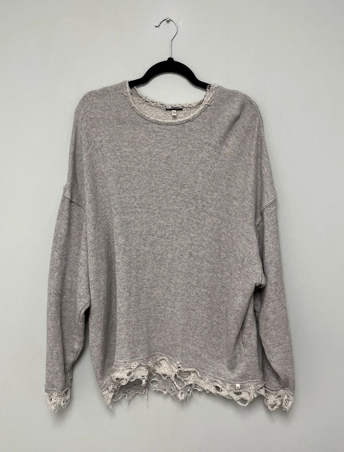 R13 Shredded Edge Oversized Crewneck. Medium Size M / US 6-8 / IT 42-44 - 12 Thumbnail