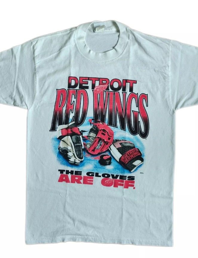 NHL × Vintage Vintage Detroit Red Wings "The Gloves are off" 90s t-shirt Size US L / EU 52-54 / 3 - 3 Thumbnail