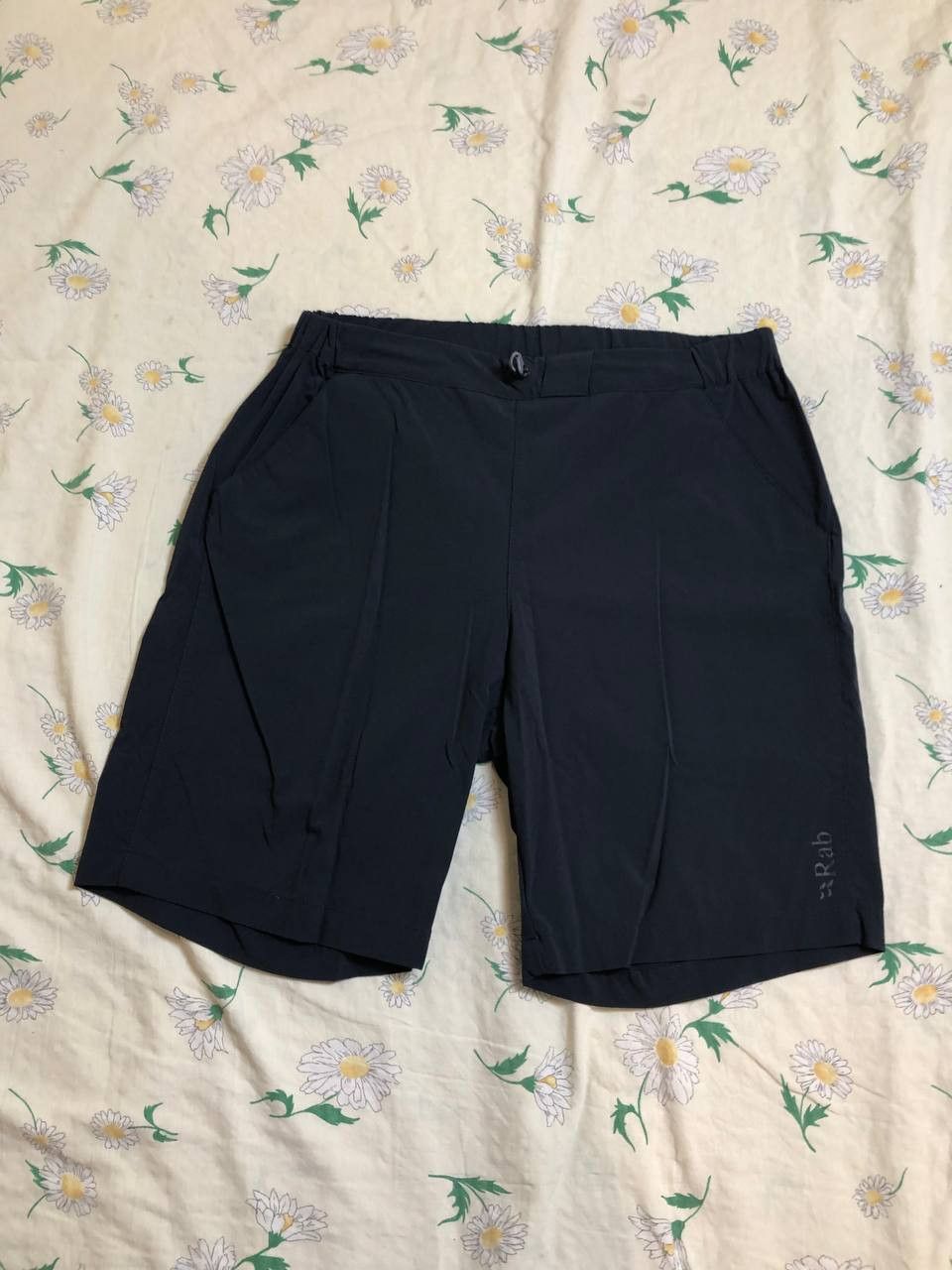 Rab Vintage Y2K Rab Nylon logo casual Shorts Size US 30 / EU 46 - 1 Thumbnail