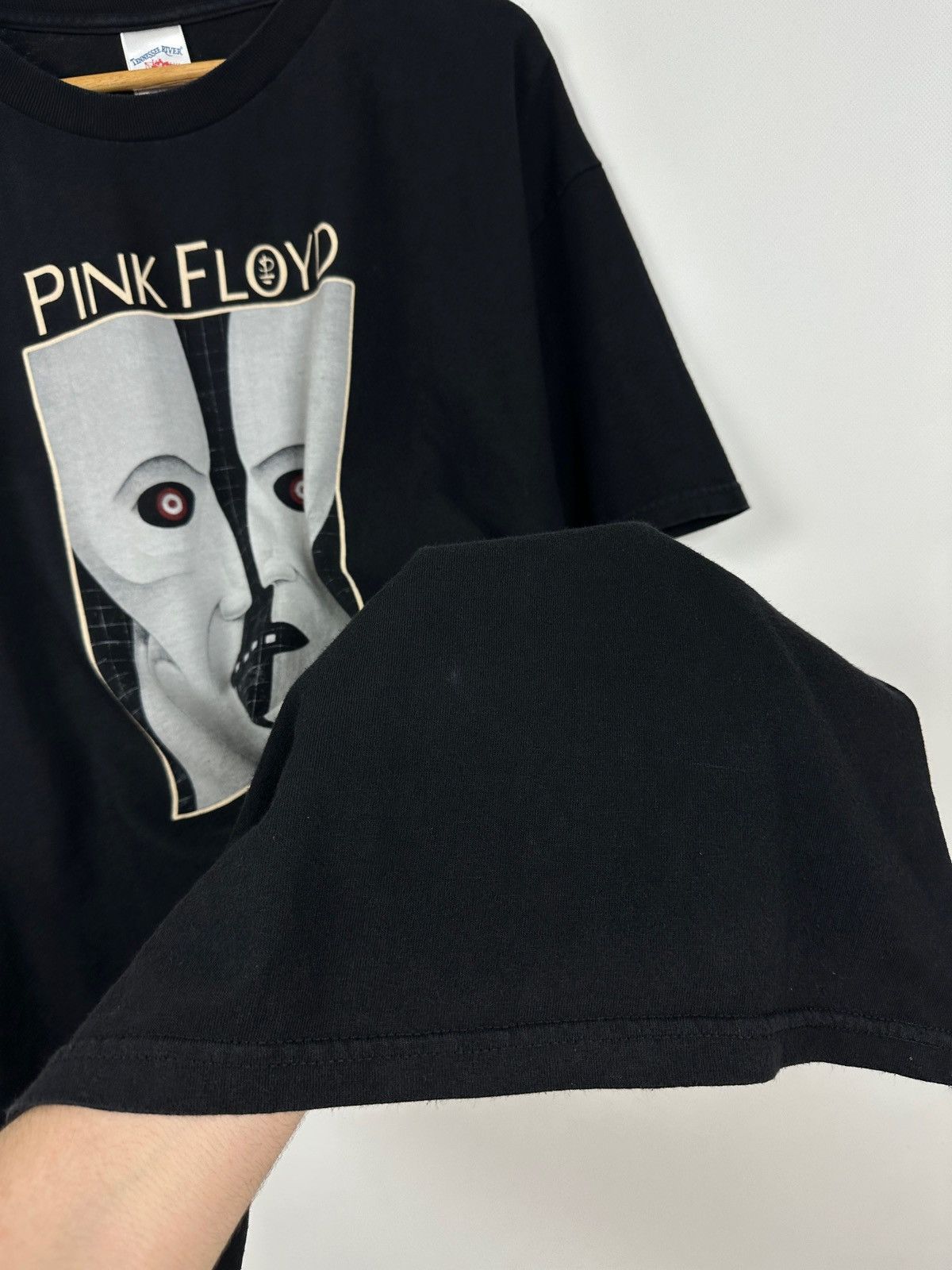 Pink Floyd 2006 Vintage Pink Floyd Division Bell Band T-Shirt Size US XL / EU 56 / 4 - 18 Thumbnail