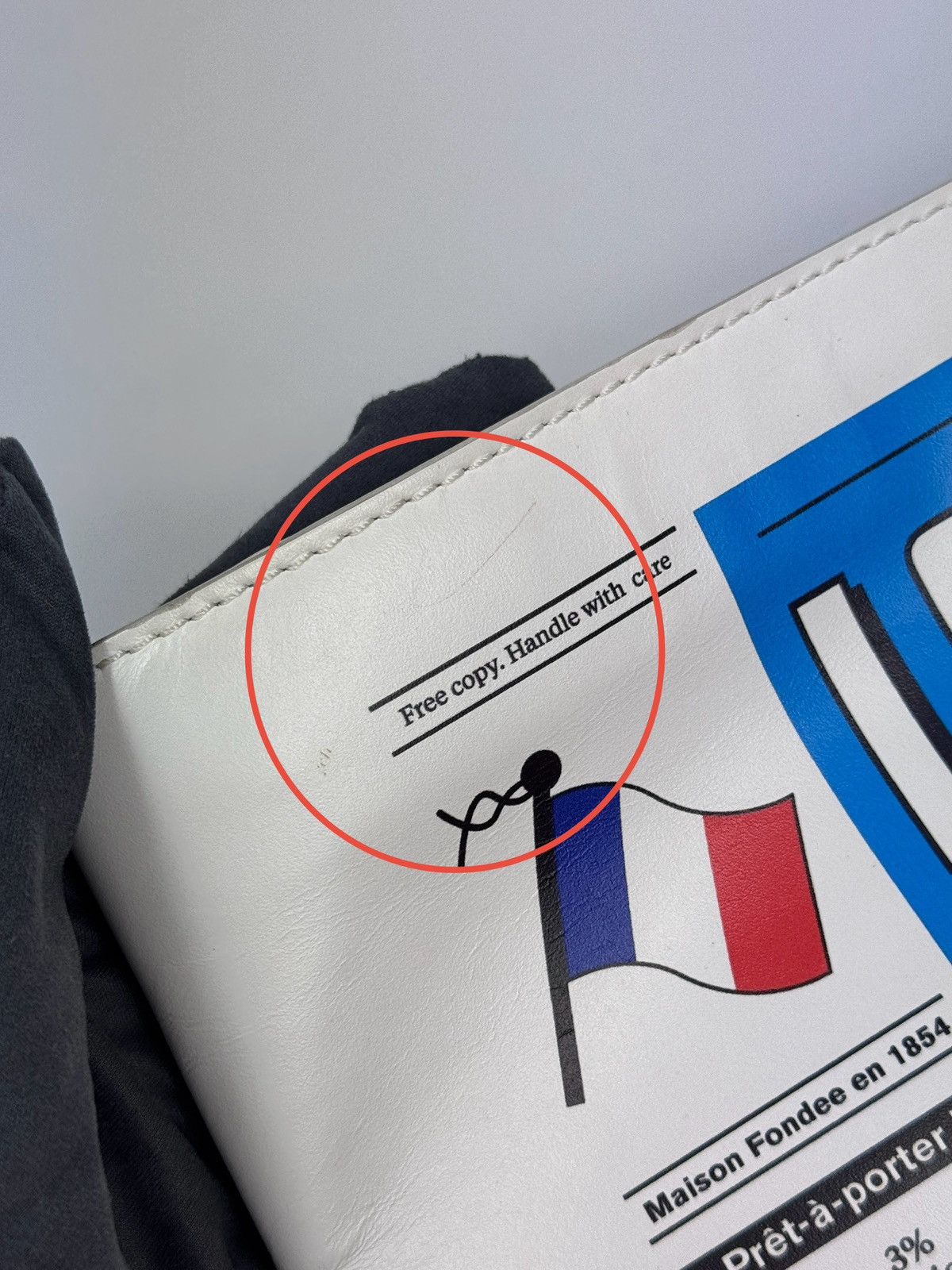 Louis Vuitton TOURIST VS. PURIST 2021 NEWSPAPER CLUTCH Size ONE SIZE - 11 Thumbnail