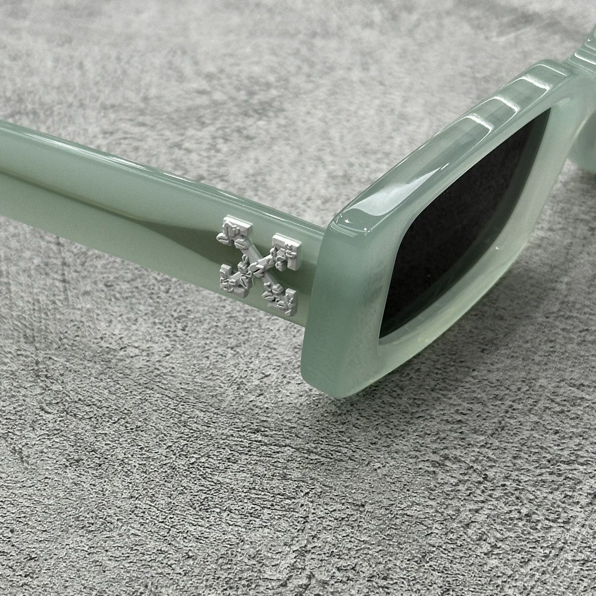 Off-White OFF WHITE ARTHUR SUNGLASSES Size ONE SIZE - 5 Thumbnail