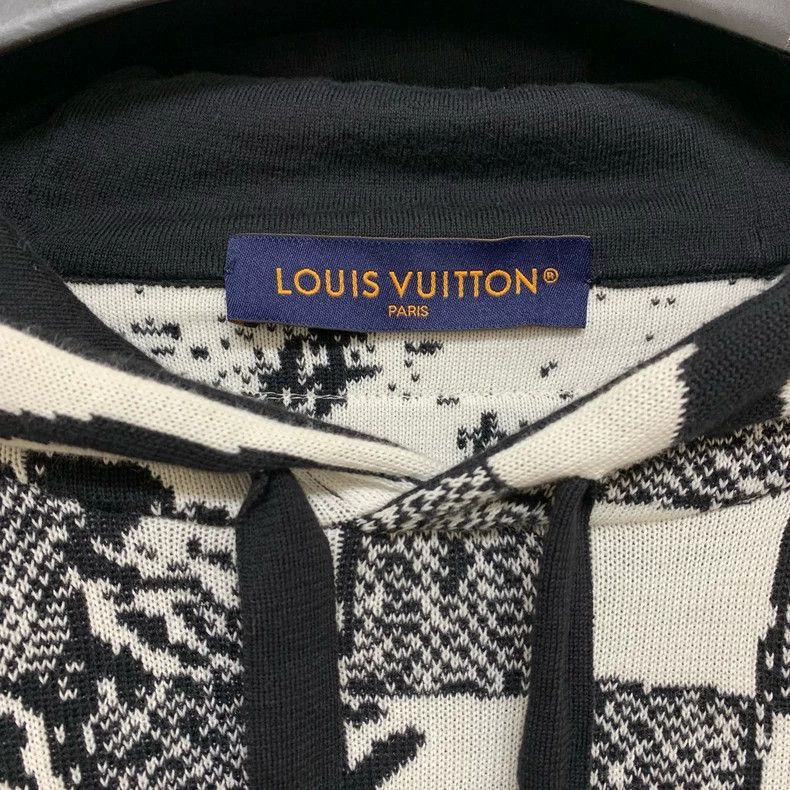 Louis Vuitton LOUIS VUITTON size 5l Classic Black and White Puzzle Hoodi Size US M / EU 48-50 / 2 - 6 Thumbnail