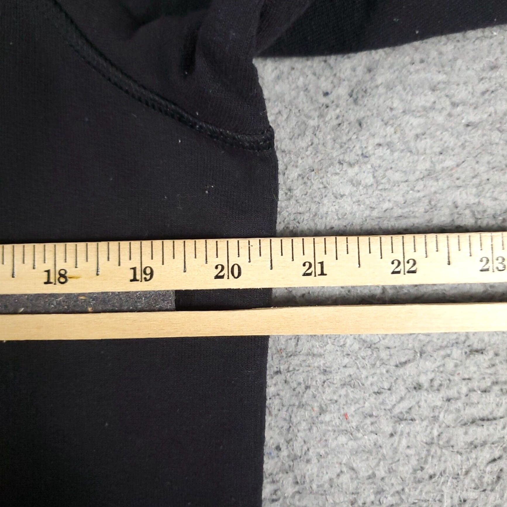 Champion Champion Black Long Sleeve Pullover Sweater Women's Medium Fleece Size M / US 6-8 / IT 42-44 - 7 Thumbnail