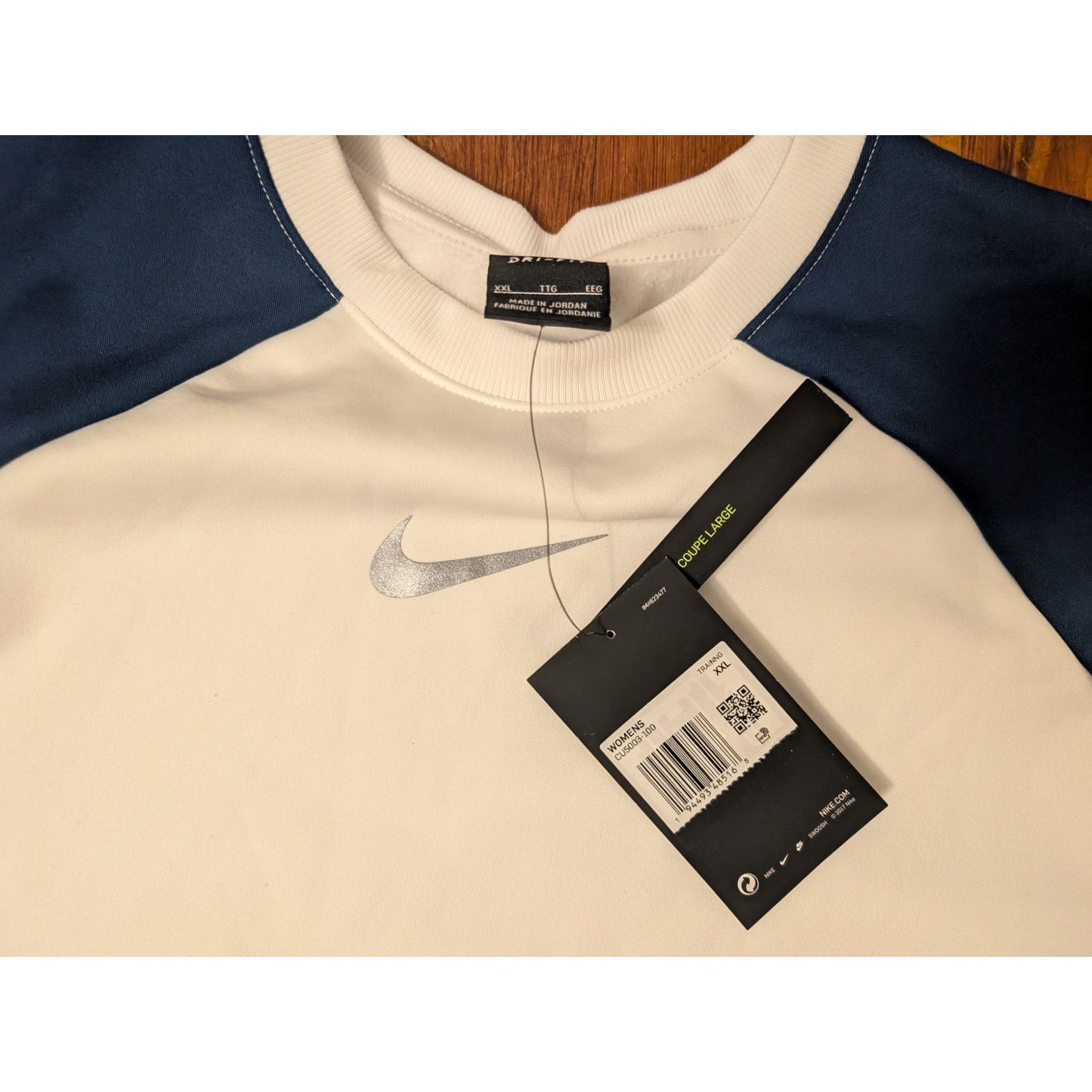 Nike Nike Center Swoosh Hoodie Womens 2XL Crewneck NWT Size XXL / US 16-18 / IT 52-54 - 5 Thumbnail