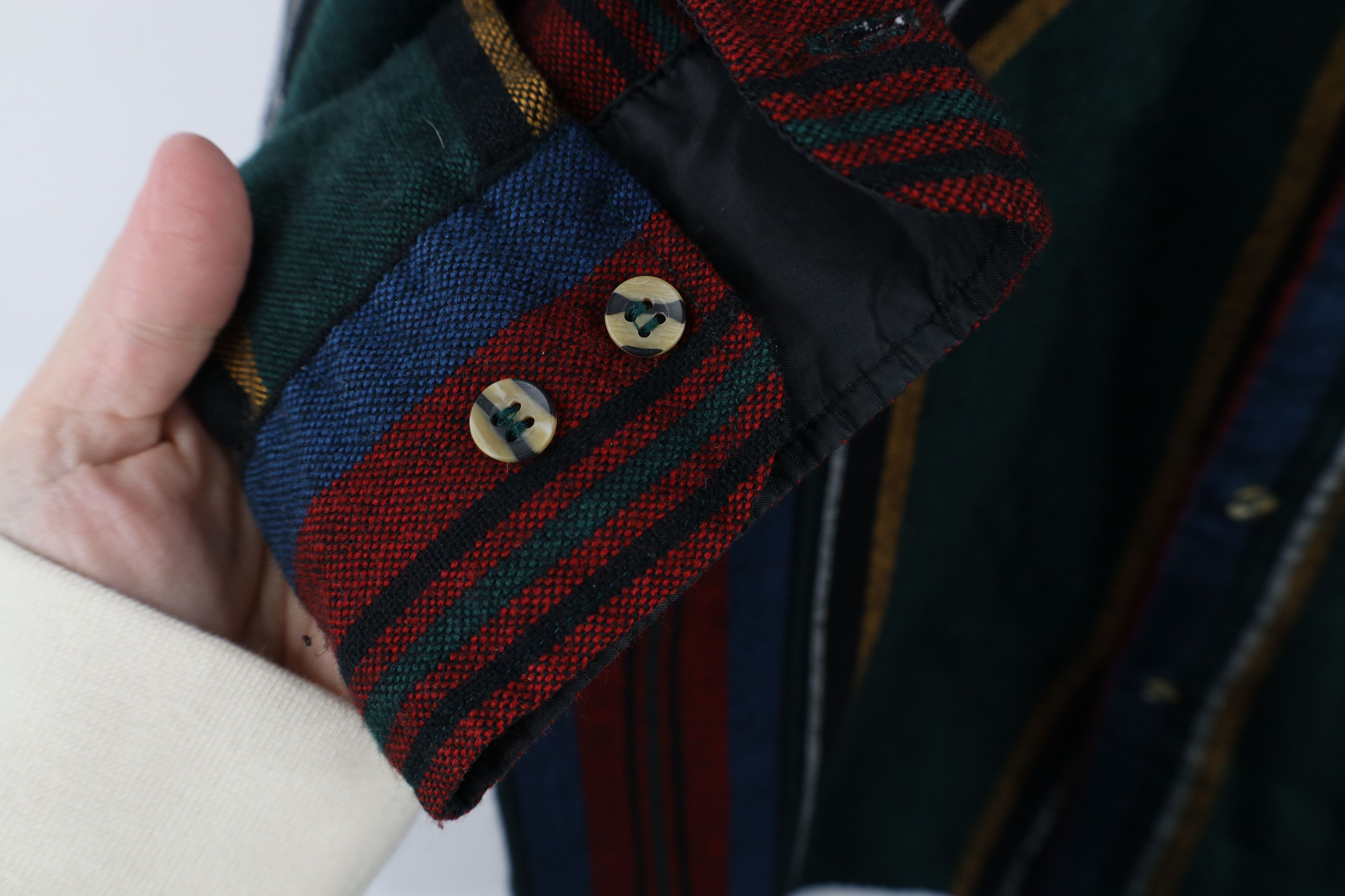 Vintage Vintage 90s Streetwear Rainbow Striped Knit Button Shirt Size US L / EU 52-54 / 3 - 9 Thumbnail