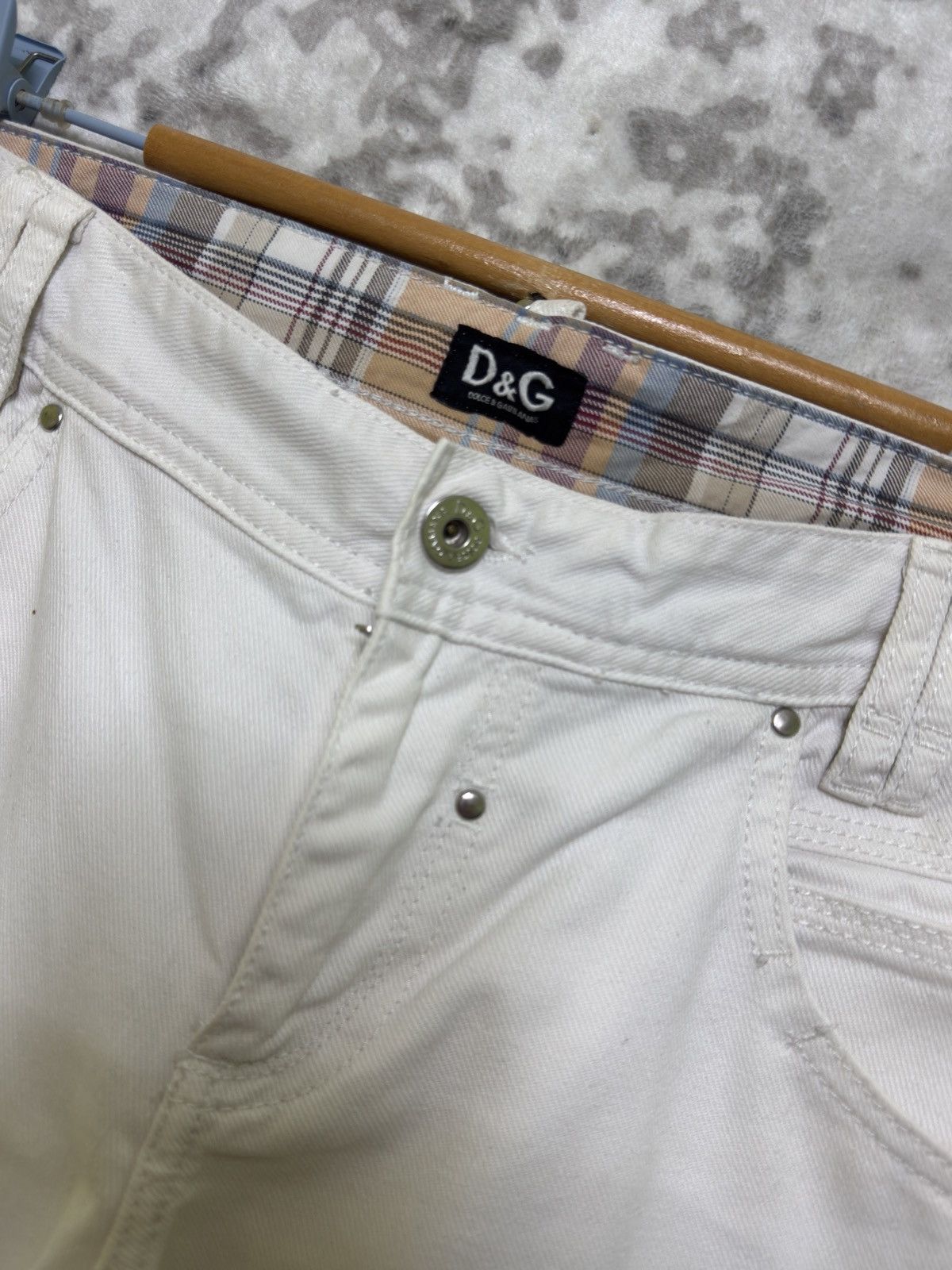 Dolce & Gabbana Vintage Dolce & Gabbana White Straight-Leg Jeans D&G Patch Size US 33 - 7 Thumbnail