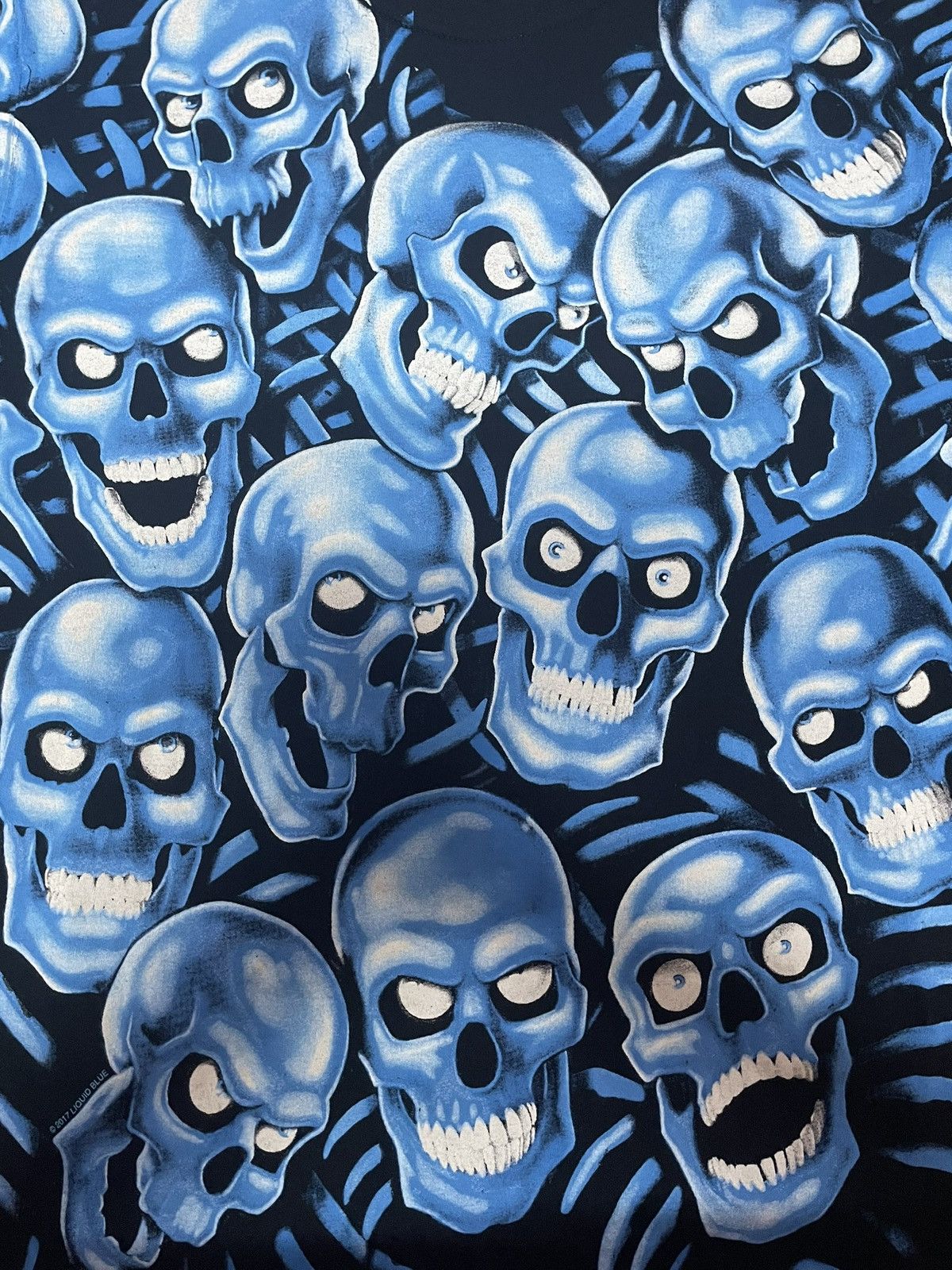 LIQUID BLUE SKULL