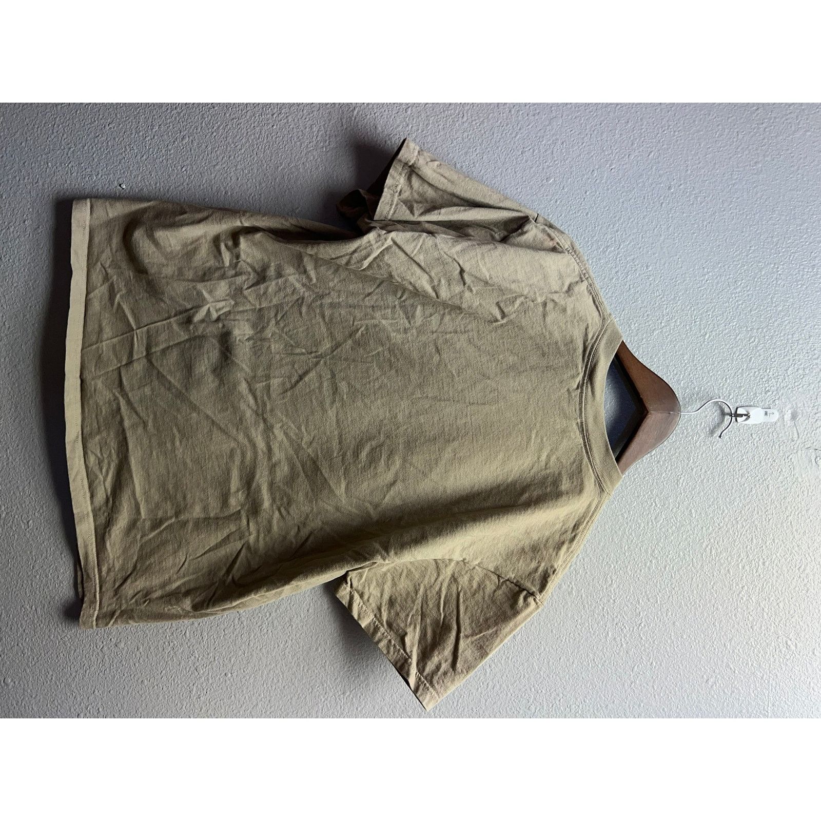 Fruit Of The Loom Vintage Happy Tail Ale Shirt Longmont Humane Graphic Tee L Size US L / EU 52-54 / 3 - 7 Thumbnail