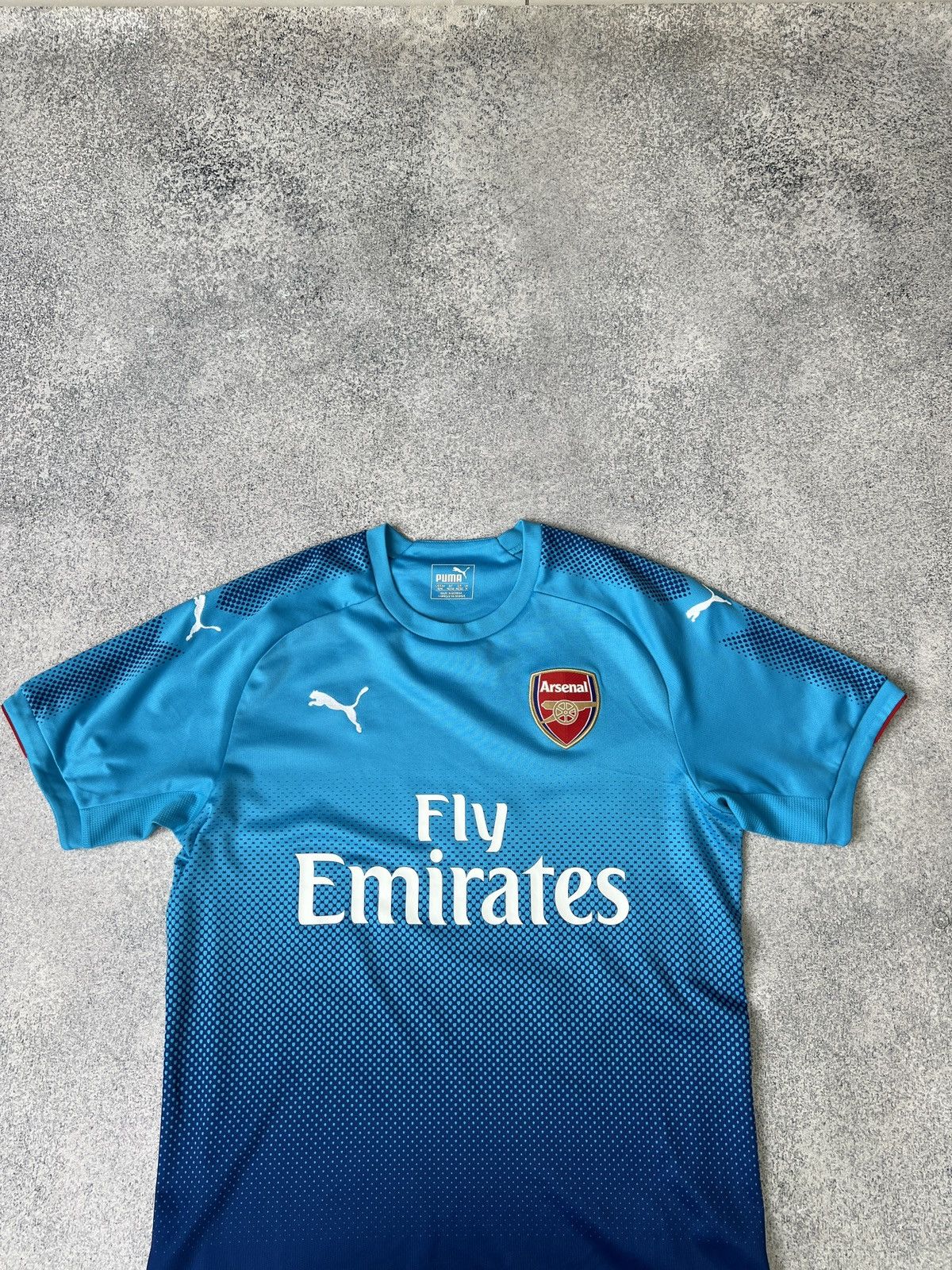 Vintage Arsenal 2017/18 Away Shirt Player Issue Shirt Size US M / EU 48-50 / 2 - 6 Thumbnail