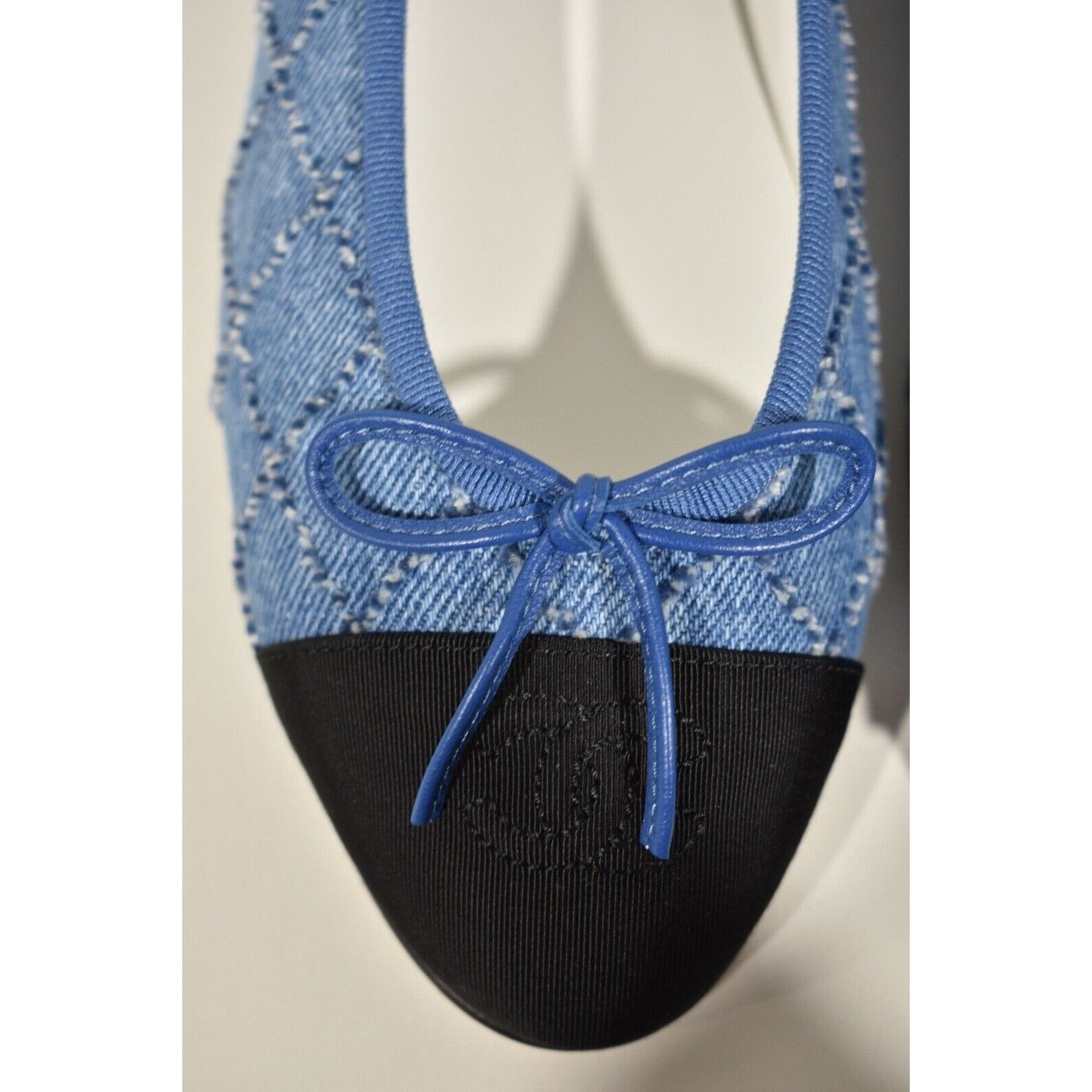 Chanel 23P Denim CC Logo Cap Toe Bow Tie Ballet Ballerina Flat 37 Size US 7 / IT 37 - 7 Thumbnail