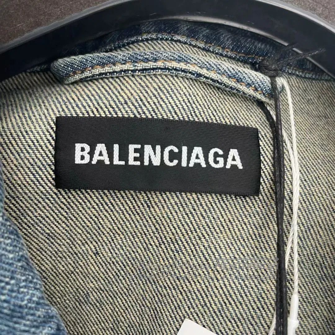 Balenciaga Balenciaga Denim Jacket with Back Logo. Size US L / EU 52-54 / 3 - 4 Thumbnail