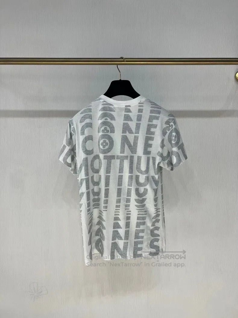 Louis Vuitton Louis Vuitton Full monogram chain logo T-shirt Size US S / EU 44-46 / 1 - 2 Thumbnail
