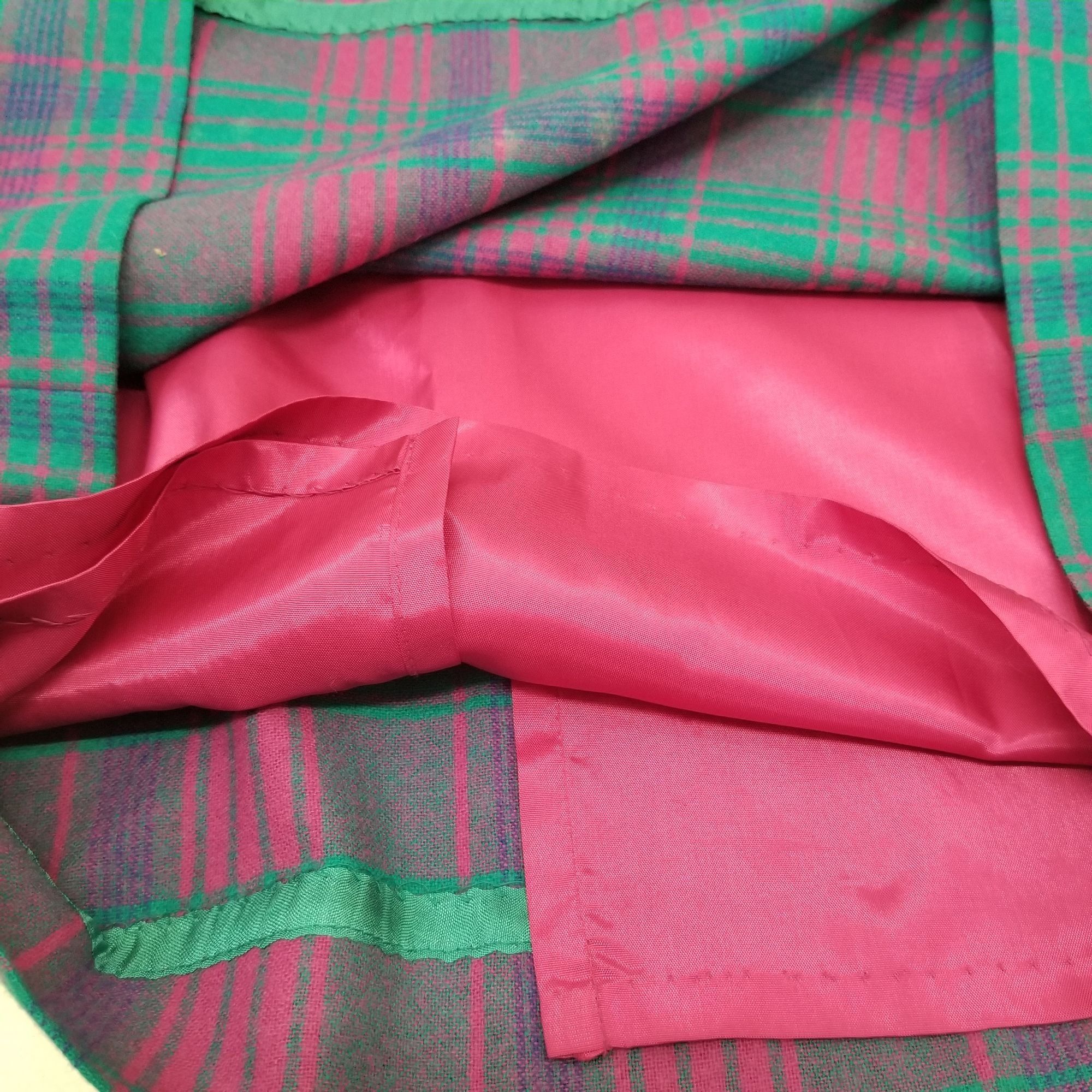 Pendleton Pendleton 16 Pink Green Plaid Virgin Wool Skirt USA Pockets Size 38" / US 16 / IT 52 - 5 Thumbnail