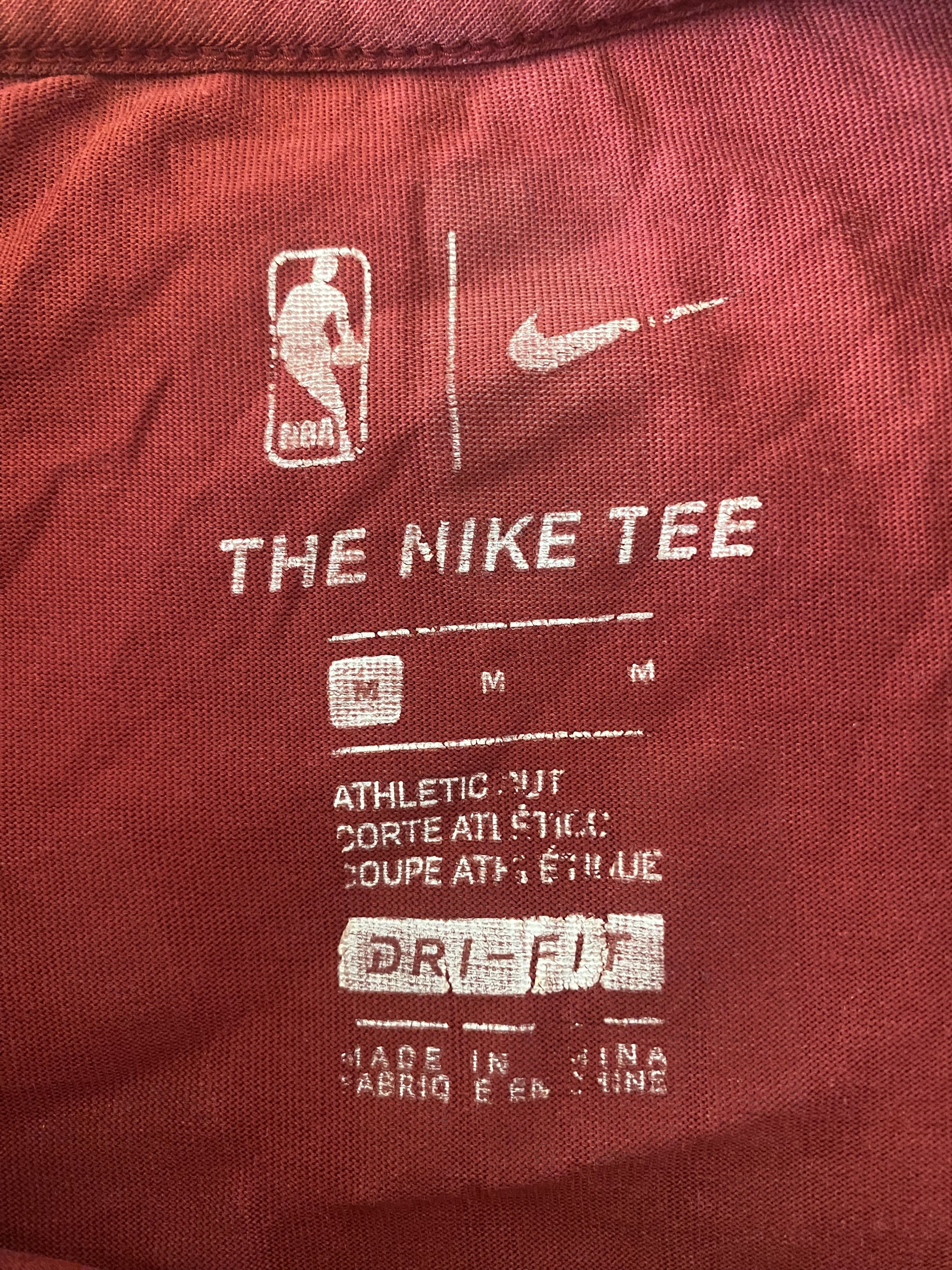 Nike Shirt CLEVELAND CAVALIERS #23 JAMES - M - Nike - UNIQUE Size US M / EU 48-50 / 2 - 5 Thumbnail