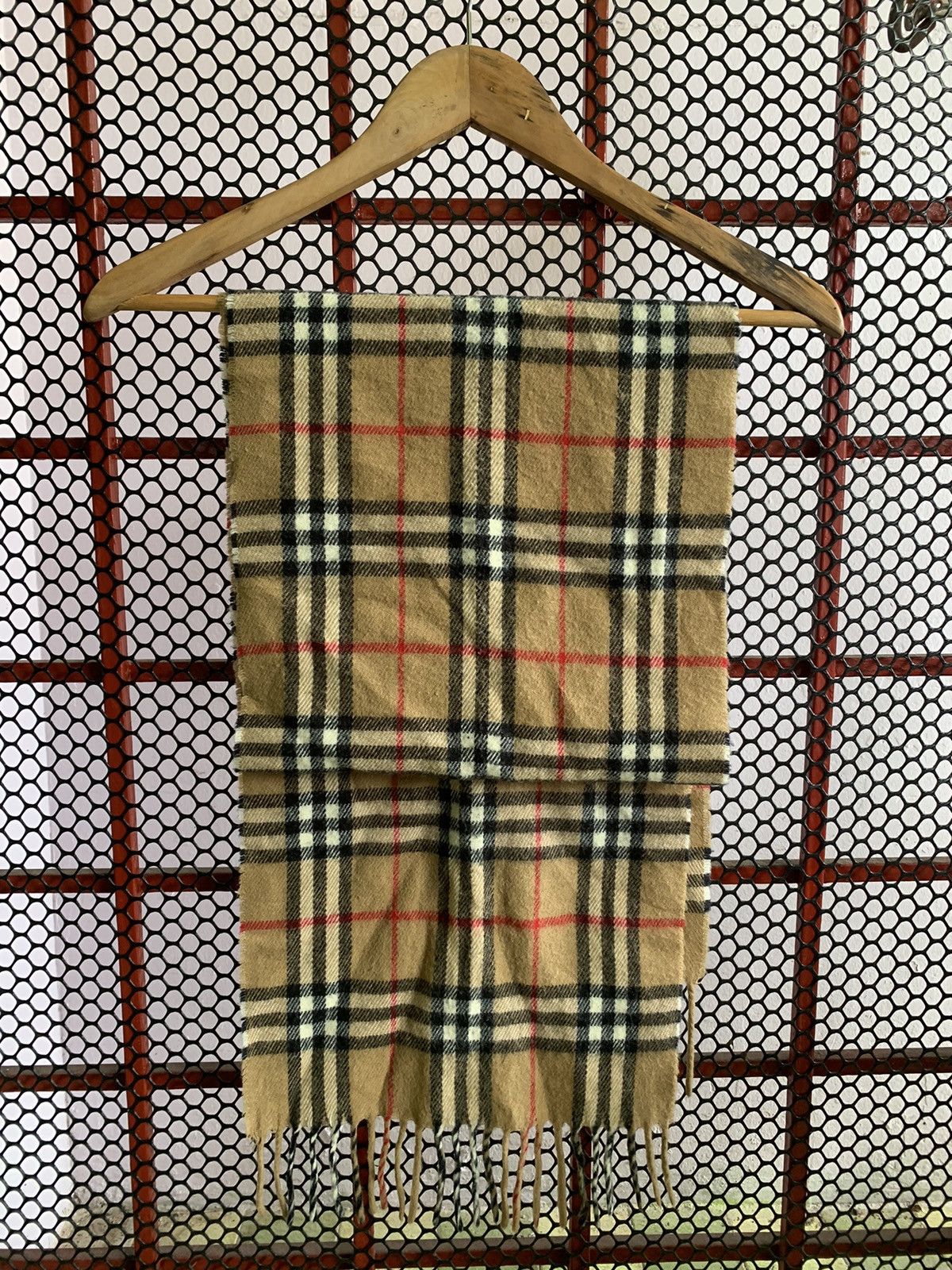 Burberry × Vintage Vintage Novacheck Burberrys Mafla Size ONE SIZE - 3 Thumbnail
