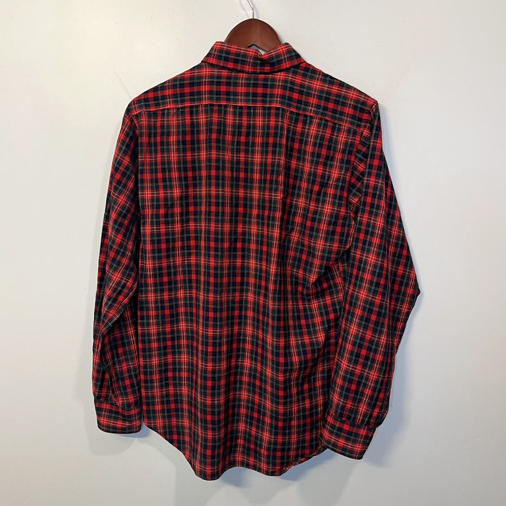 Pendleton VINTAGE Pendleton Shirt Mens L Red Plaid 100 % Virgin Wool Button-Front Button Down 80s 90s Rockabilly Style M Size US M / EU 48-50 / 2 - 4 Thumbnail
