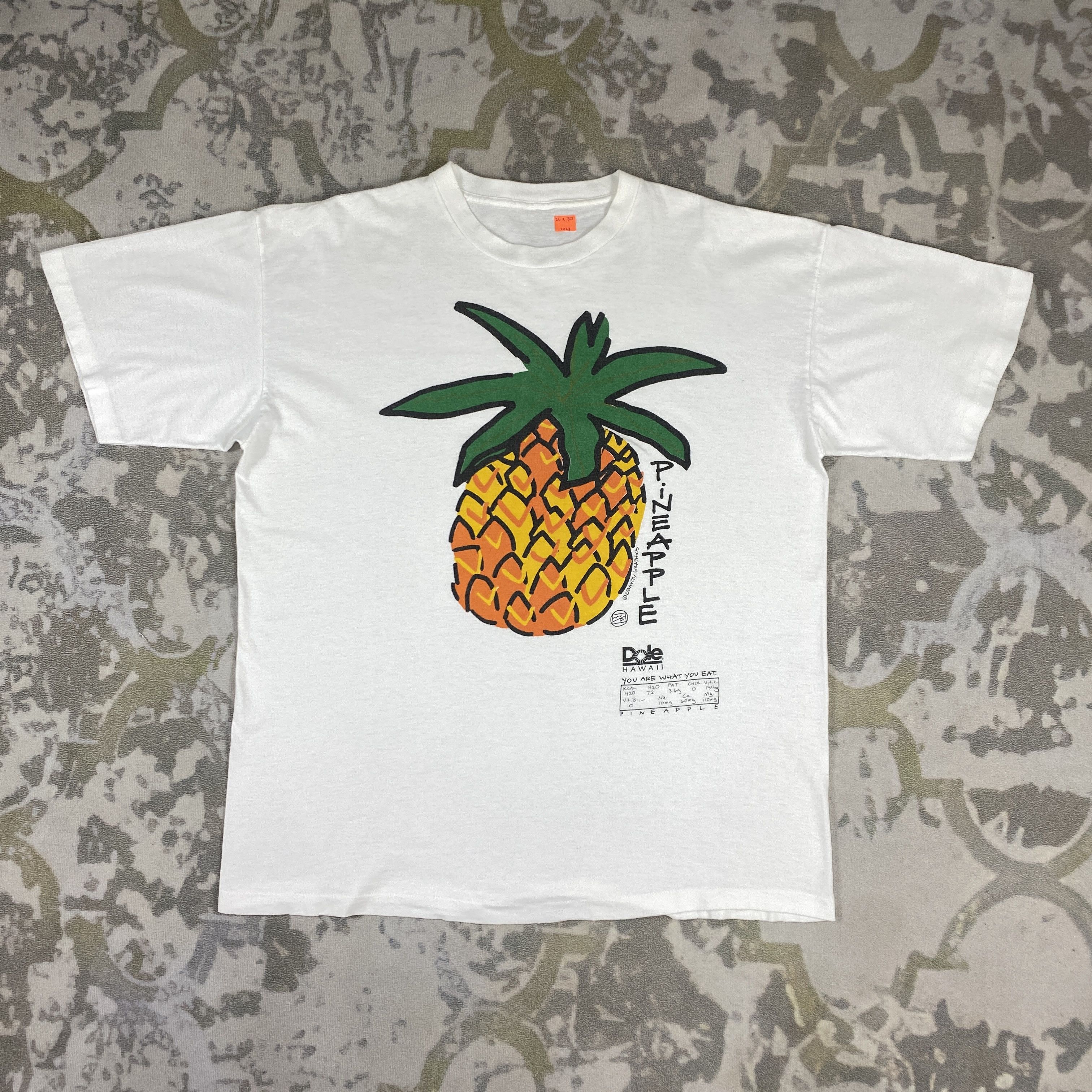 Vintage Vintage Art Pineapple T-shirt - L067 Size US XL / EU 56 / 4 - 1 Thumbnail