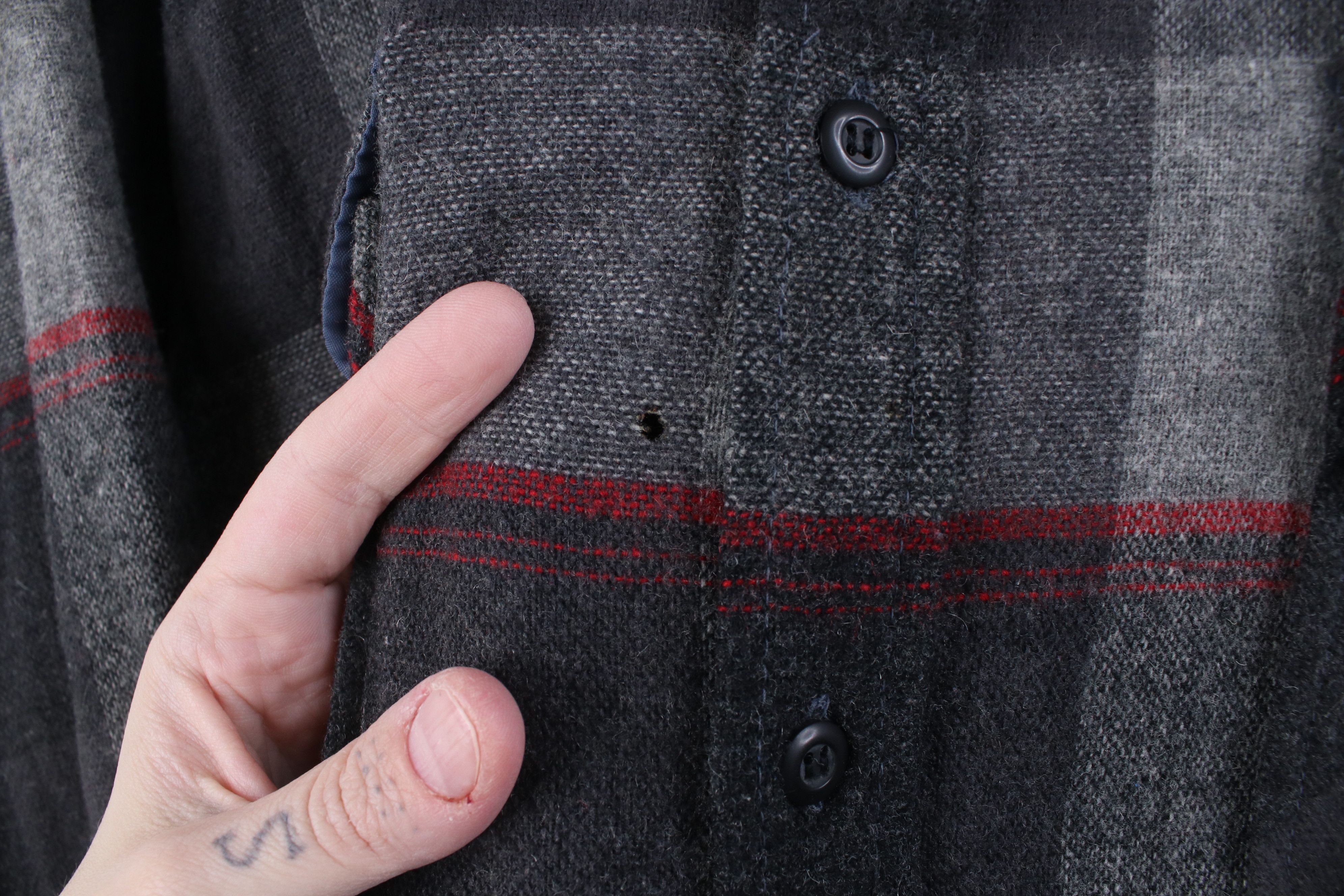 Vintage Vintage 80s 90s Streetwear Blend Knit Button Shirt Plaid Size US L / EU 52-54 / 3 - 4 Thumbnail