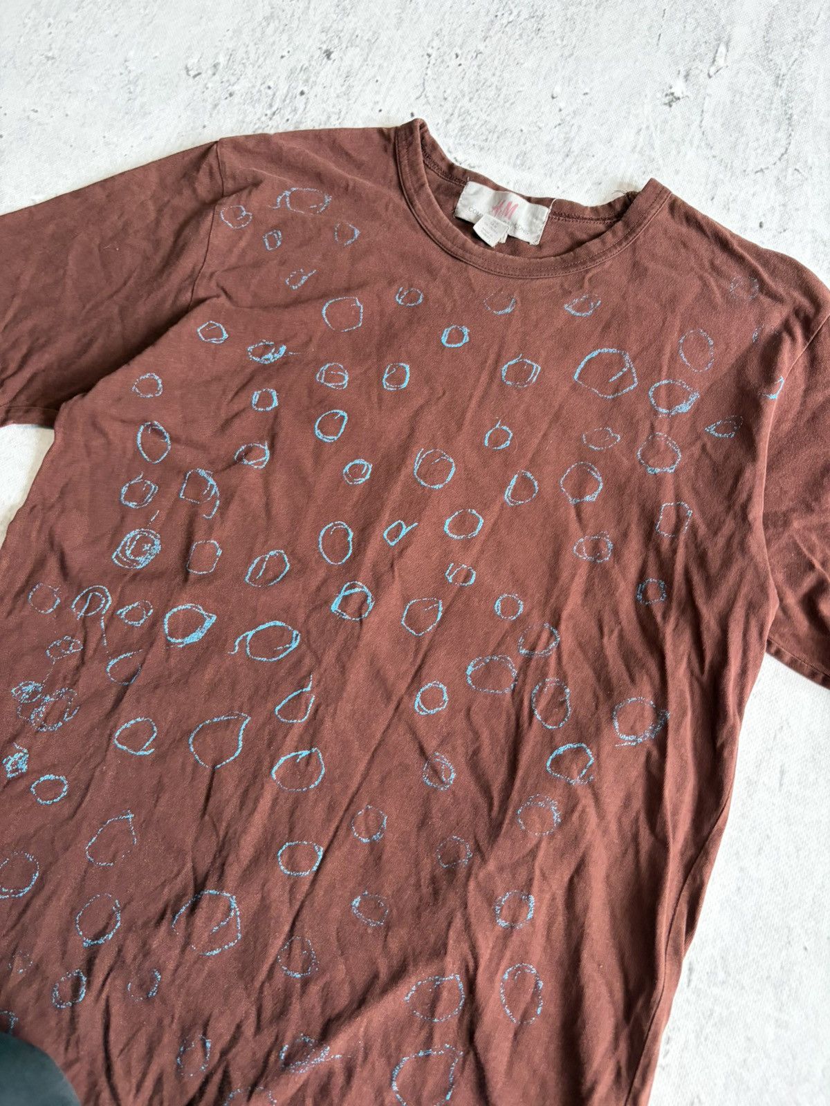 Comme des Garcons × H&M Comme des Garçons x H&M 2008 Polka Dot T-Shirt Brown Size M Size US M / EU 48-50 / 2 - 3 Thumbnail