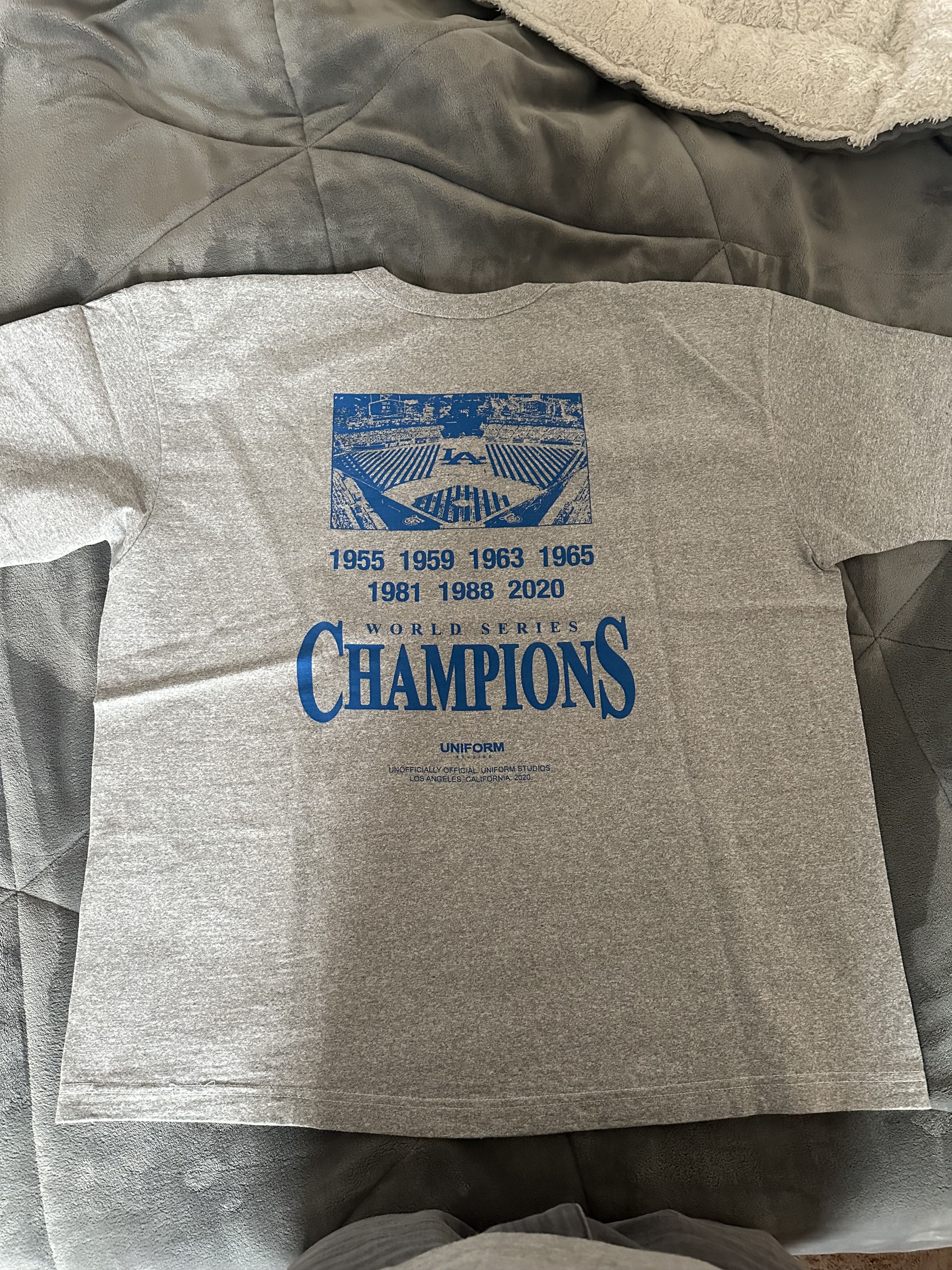 Uniform Studios 2020 World Series Tee Size US XL / EU 56 / 4 - 2 Thumbnail
