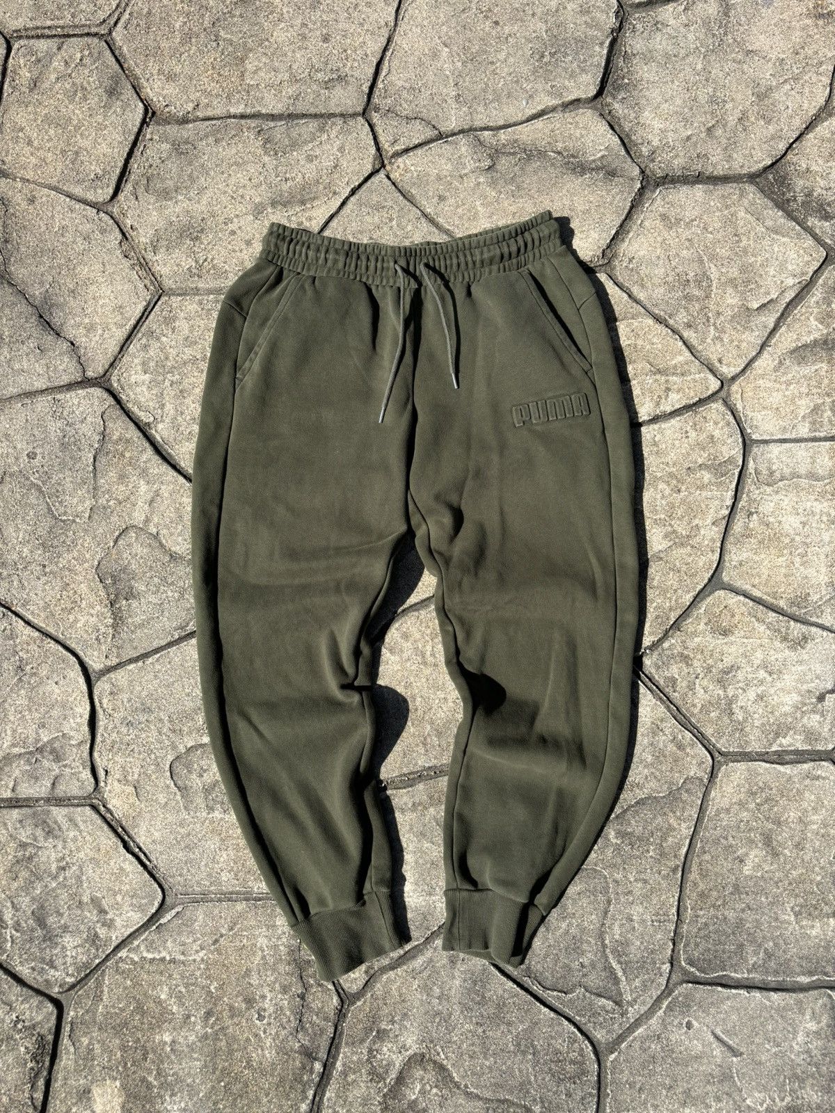 Puma × Vintage Y2K Puma Forrest Green Athletic Fit Joggers Size US 34 / EU 50 - 1 Thumbnail