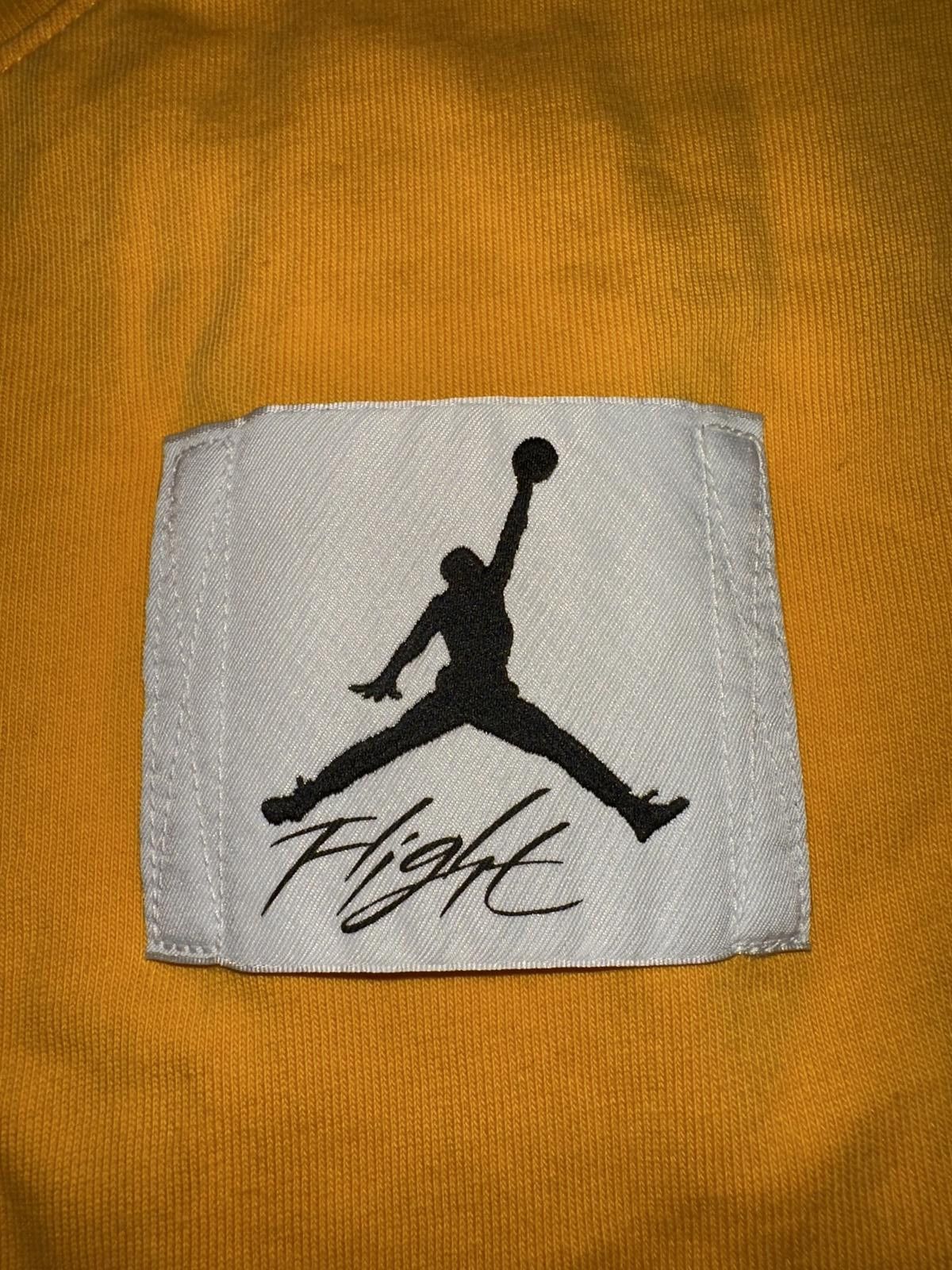 Designer Nike Jordan Flight Essentials Oversized Yellow Tee Size US XXL / EU 58 / 5 - 2 Thumbnail